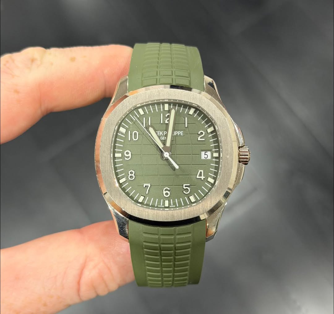 May be an image of wrist watch and text that says '2 ۱ IPPE EKP GEN م 765 6 5'