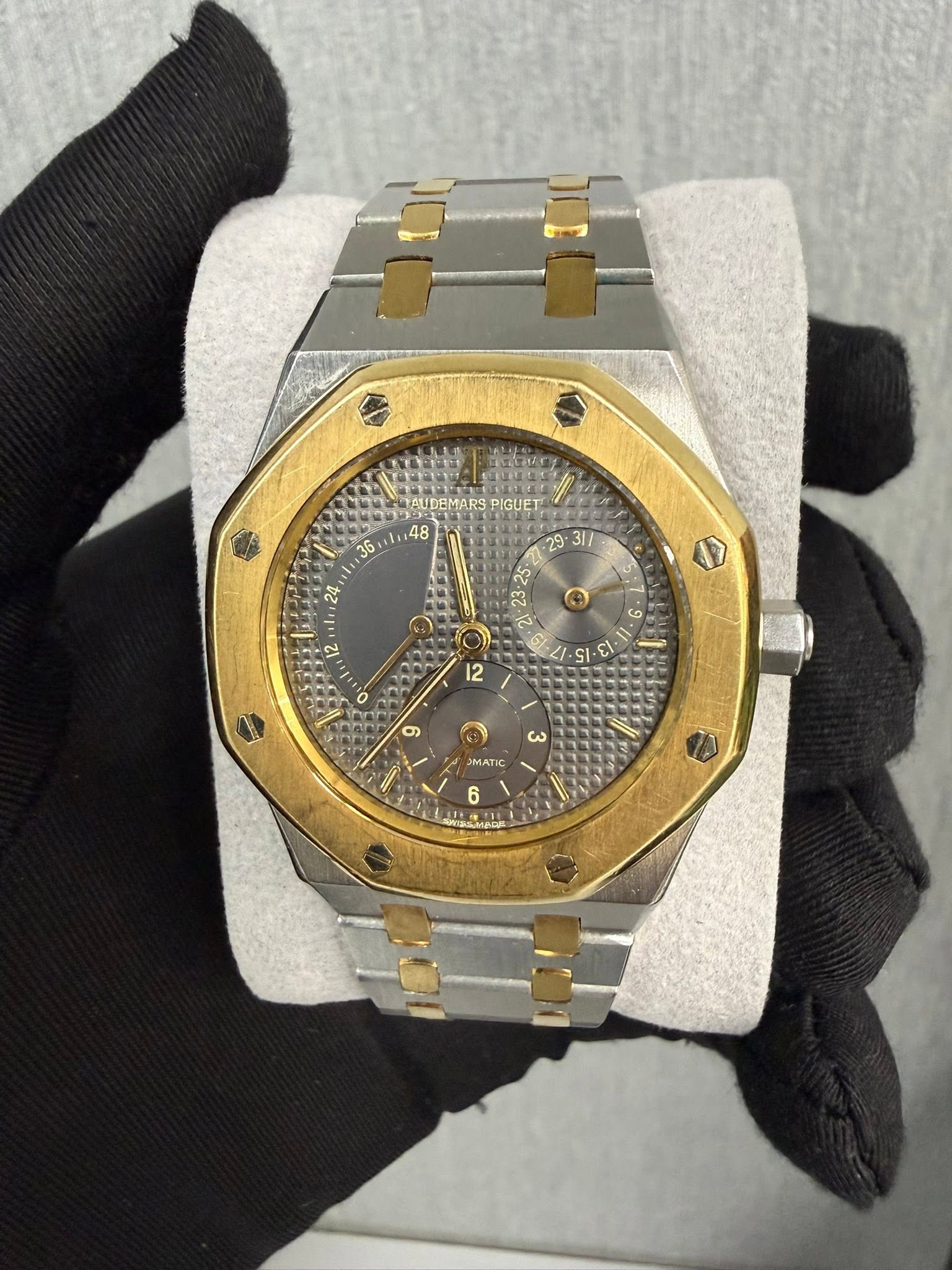 May be an image of wrist watch and text that says 'O AUDEMARS PIGUET 36 .1u48 29 31/ 24 ស្វ + 12 -1.- SI 1O တ دن JMATIC 6 結さ'