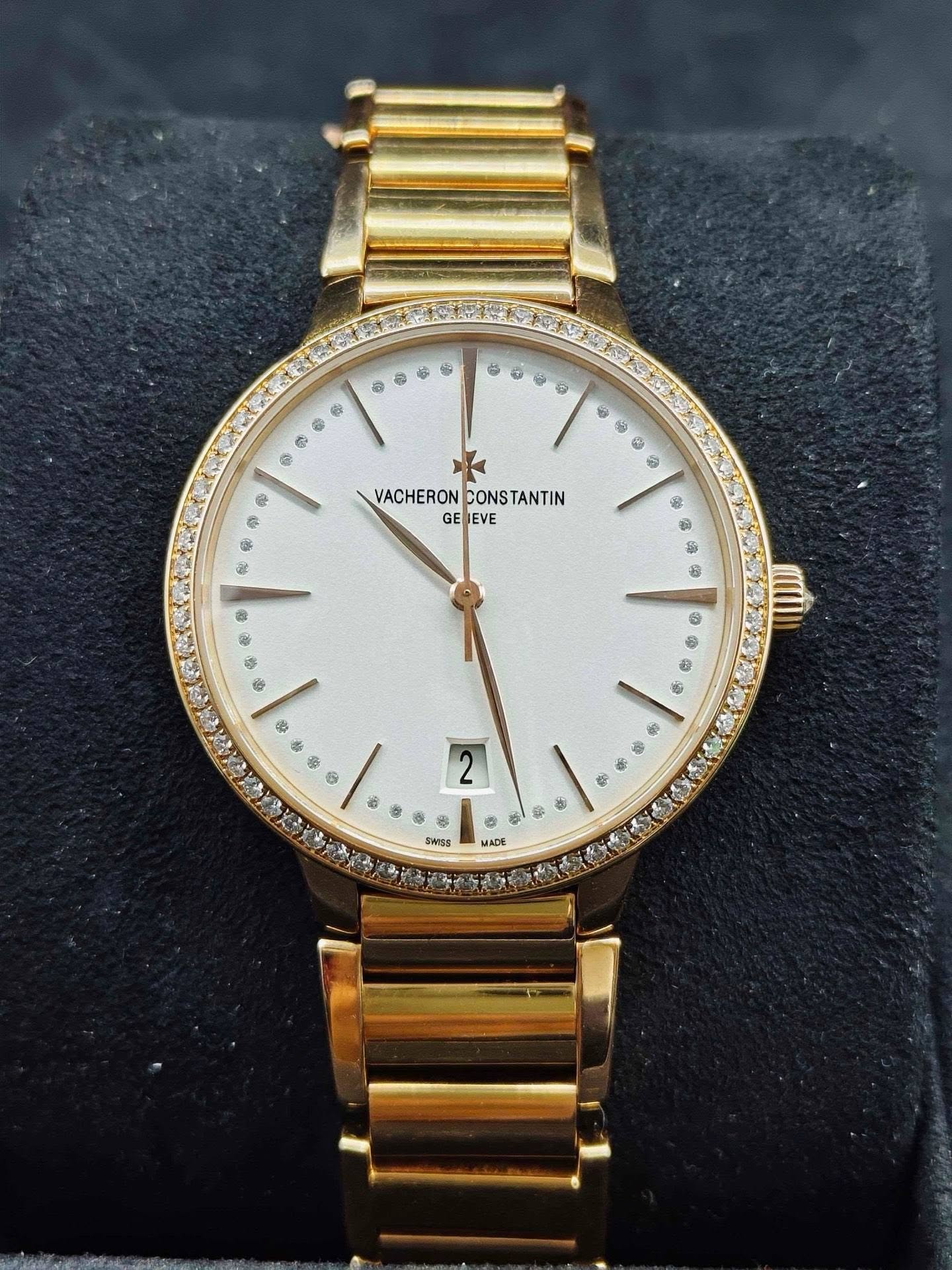 May be an image of jewelry, wrist watch and text that says '8 白砂糖 巻 發 中 製 006 S 유 유 安 VACHERON VACHERONCONSTANTIN CONSTANTIN GE EVE 製 ឡ ك 幹 ॐু करी @ S 學 曲 ® 8 ® 華 最 V 4 な 8 福 2…