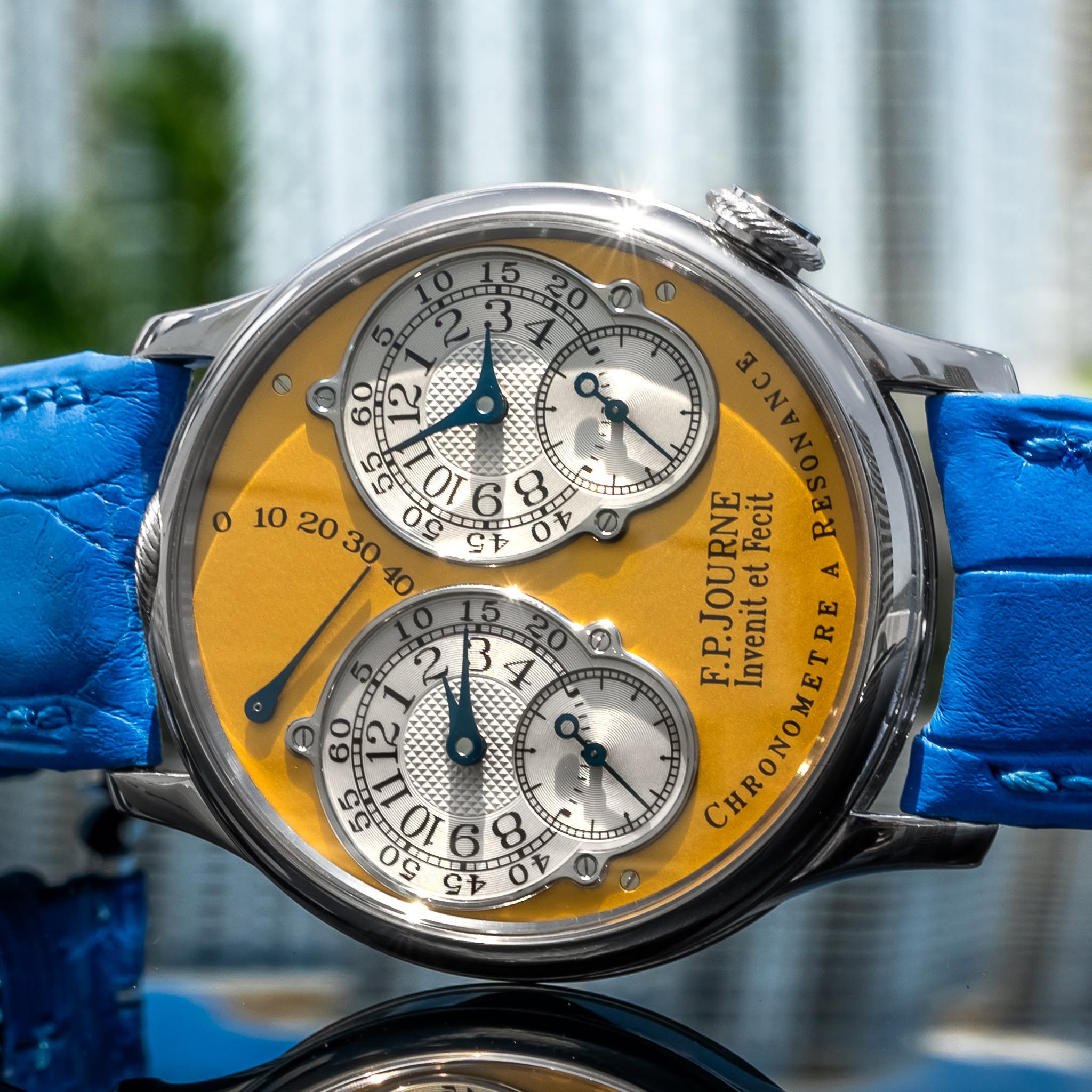 May be an image of wrist watch and text that says '40 S 士 品 12 A C O1 oC 6 o O C O 30 B 12 F.P.JOURNE Fecit et Invenit InvenitetFecit ETRE CHRONOM قد 5: 0 サ 5'