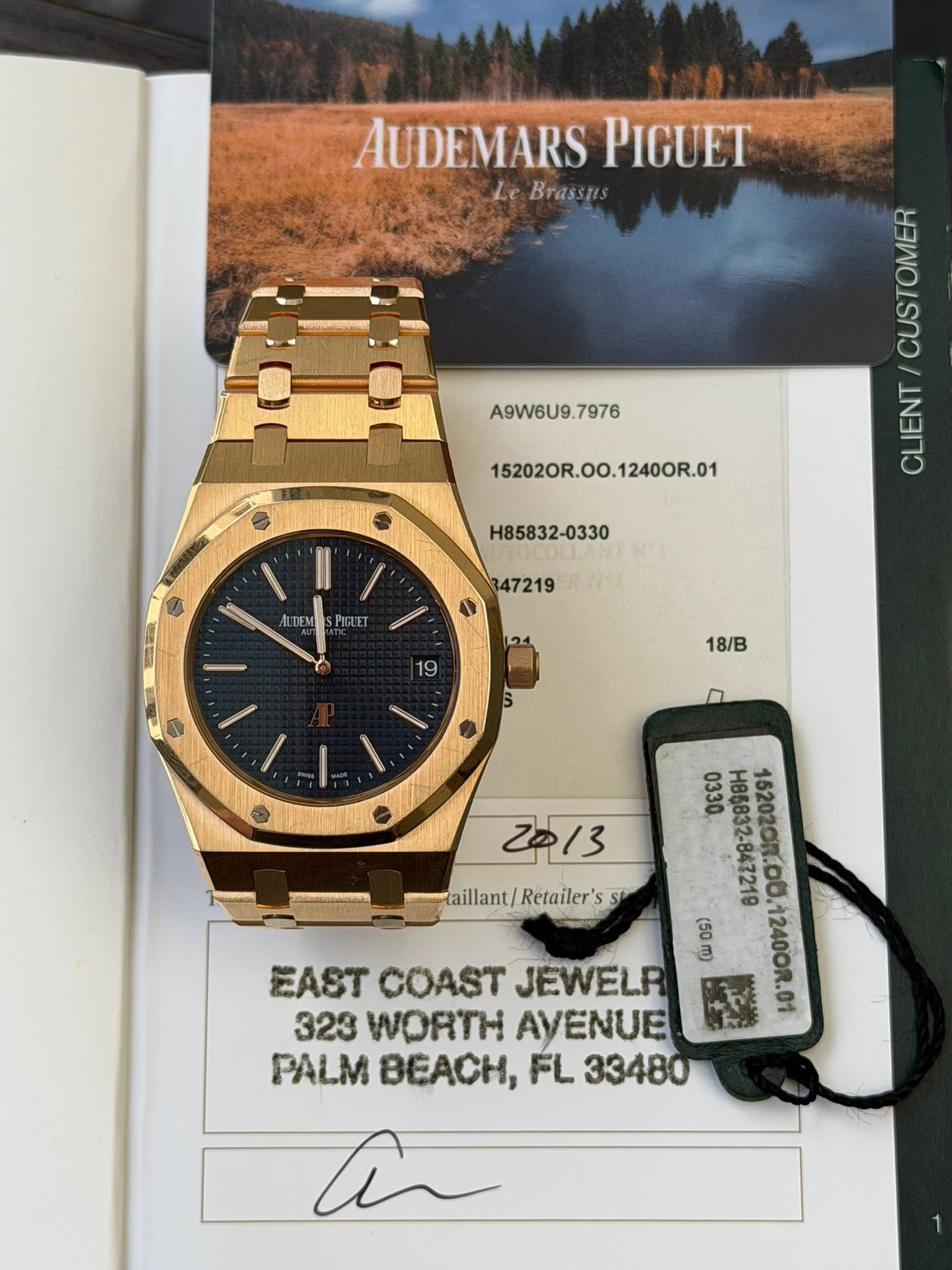 May be an image of wrist watch and text that says 'AUDEMARS PIGUET Brassuis A9W6U9 A9W6U9. 152020R.00.12400R.01 P0C ERA H85832 H85832-0330 PIGLET /B 2013 taillant/…