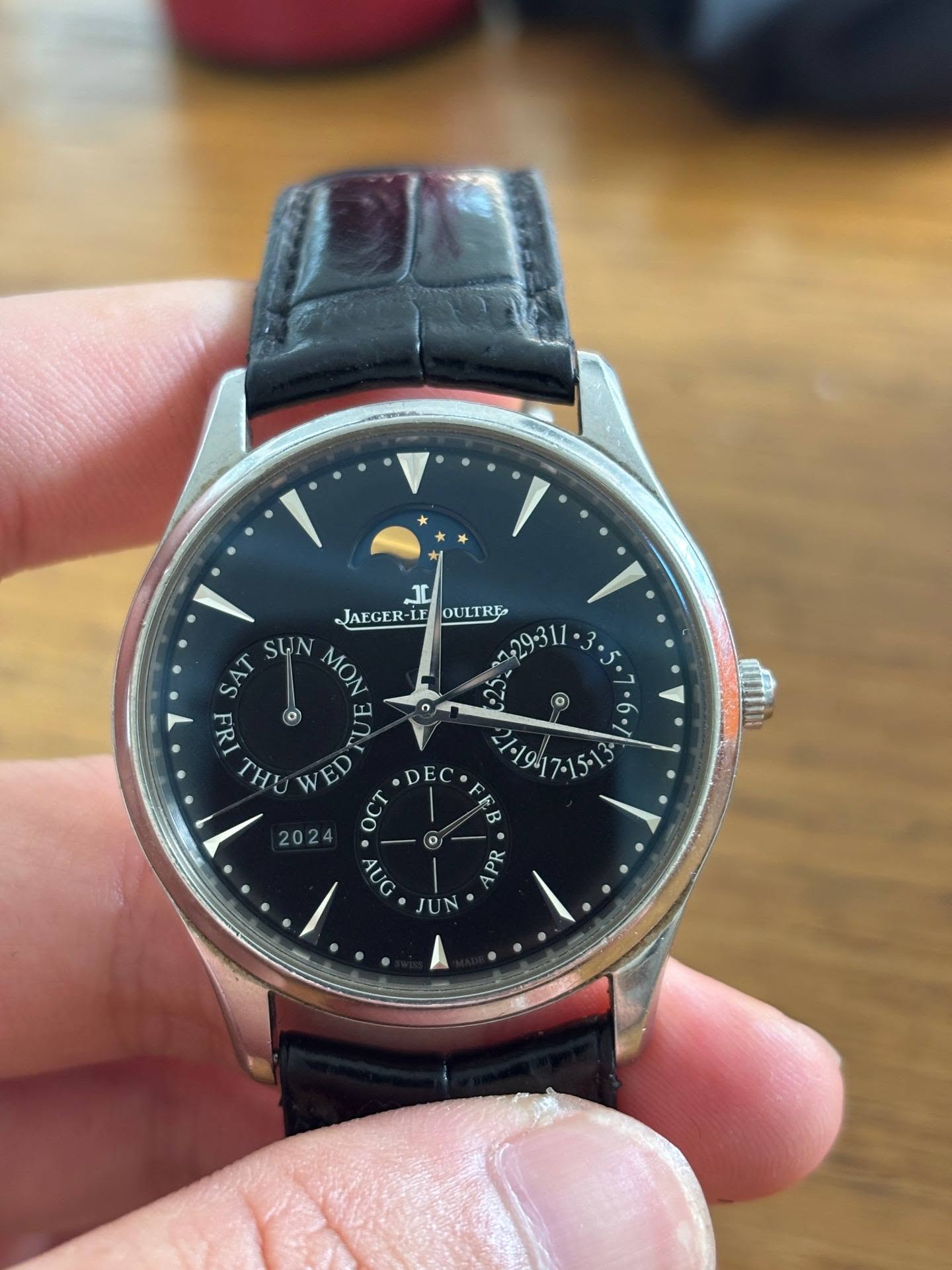 May be an image of wrist watch and text that says '1 ア טנ JAEGER-LE -L.F OULTRE ,29:311 ® 9 2/ ل B PR a SAT SUN MON মধর t VED DEC OCT O E AUG JUN 2024'