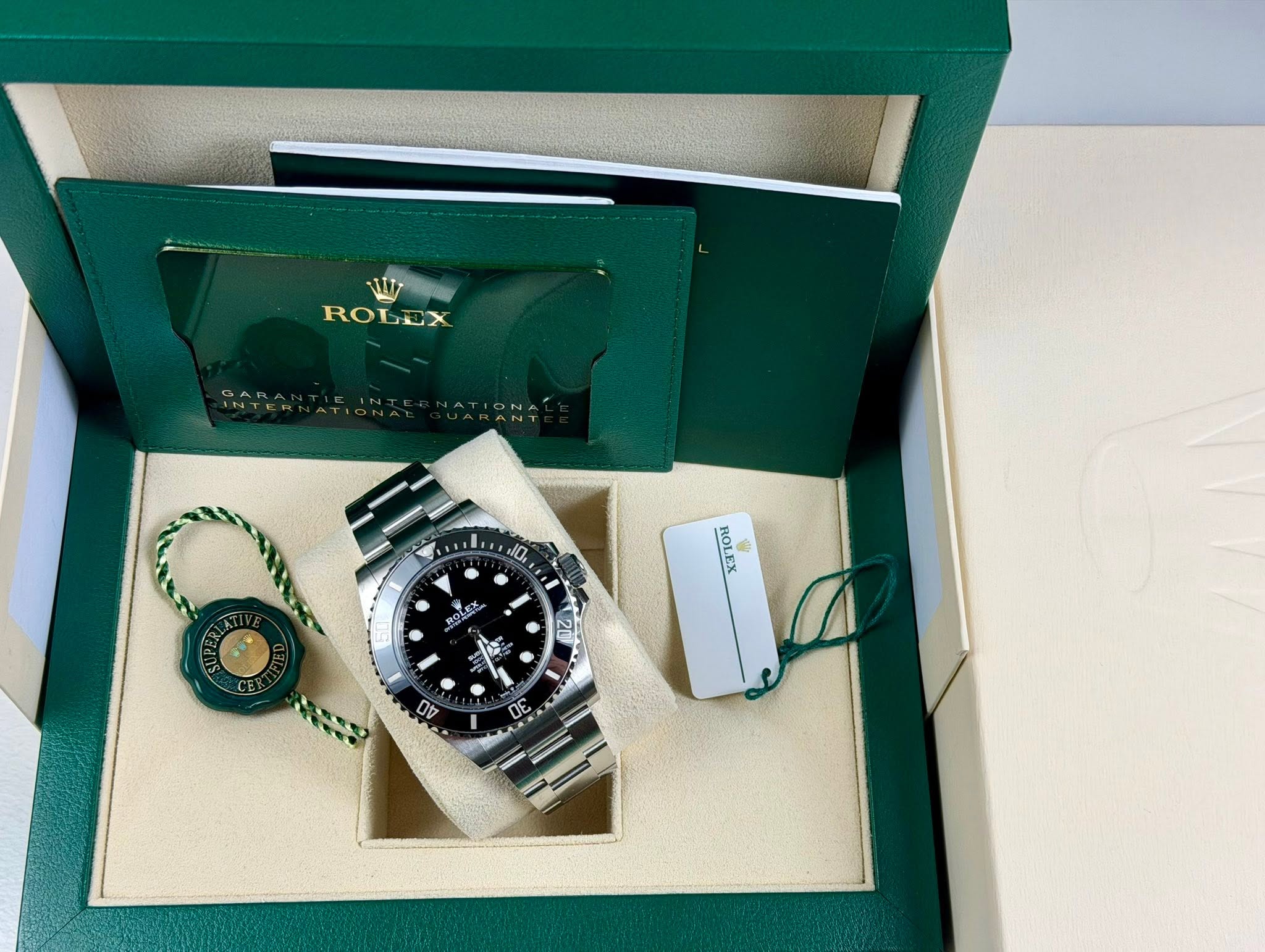 May be an image of wrist watch and text that says 'ROLEX ROI N0 AOLEX ROLEX 20 O לם Ao I0 13 3 3'