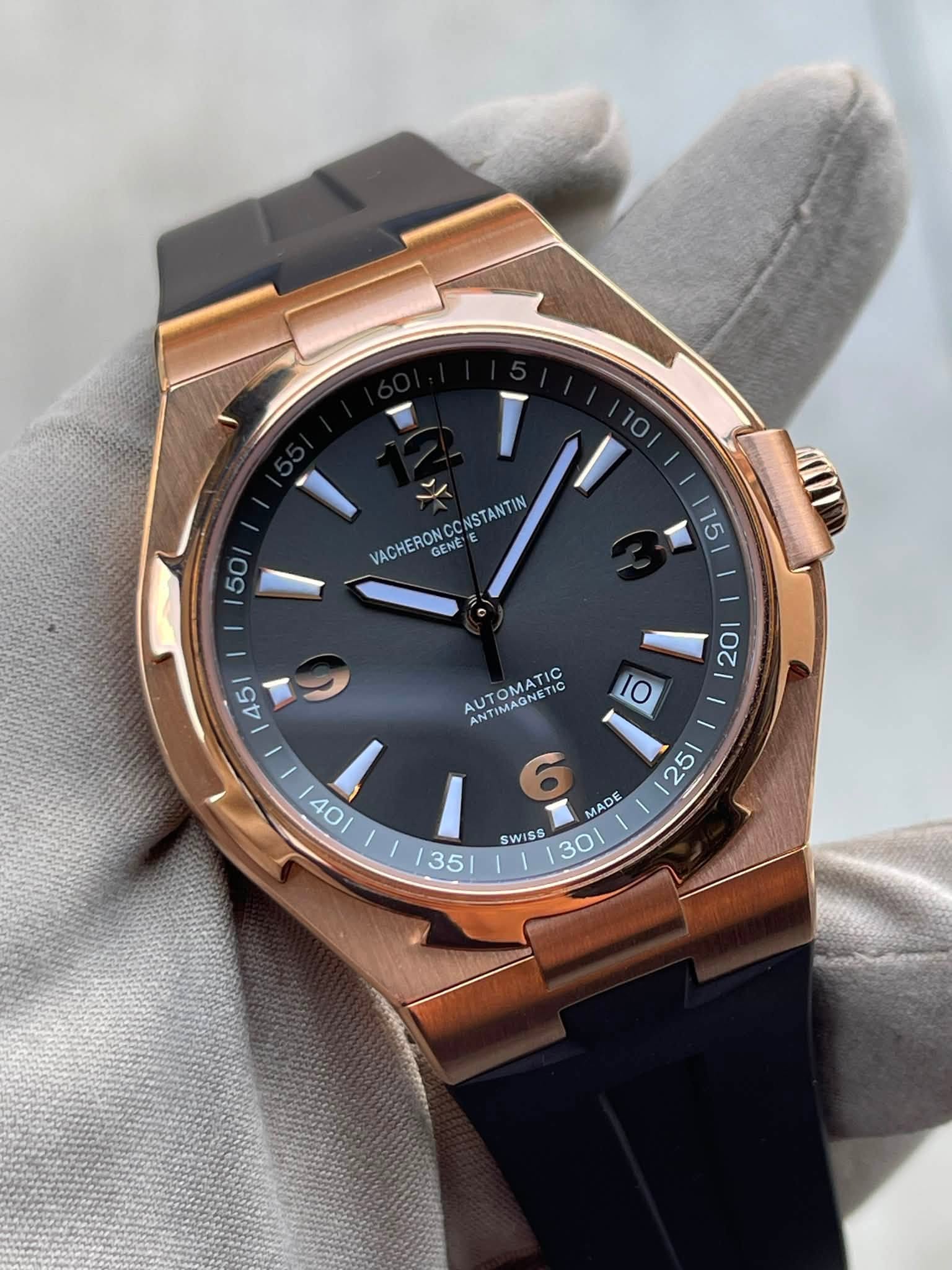 May be an image of wrist watch and text that says '10 I NSTANTIN VACHERON VACHERONCONSTANTIN GENE 50 15 45/ O 20 O AUT AUTOMATIC ANTIMAGNETIC MAGNE AN 6 MADE SWISS I 35 55'