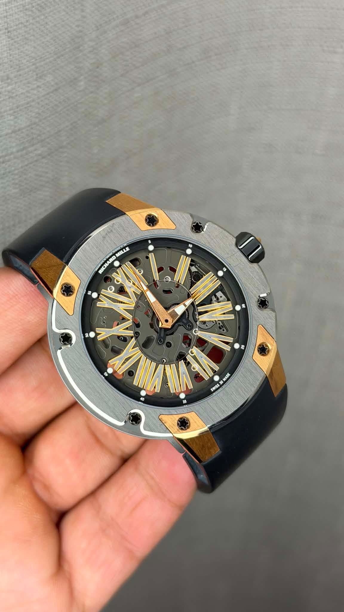 May be an image of wrist watch and text that says 'RICHARE NICHARDMELLE e MILLE S 緣 AMANA 25 SWISS SWISS 4530MADE MADE'