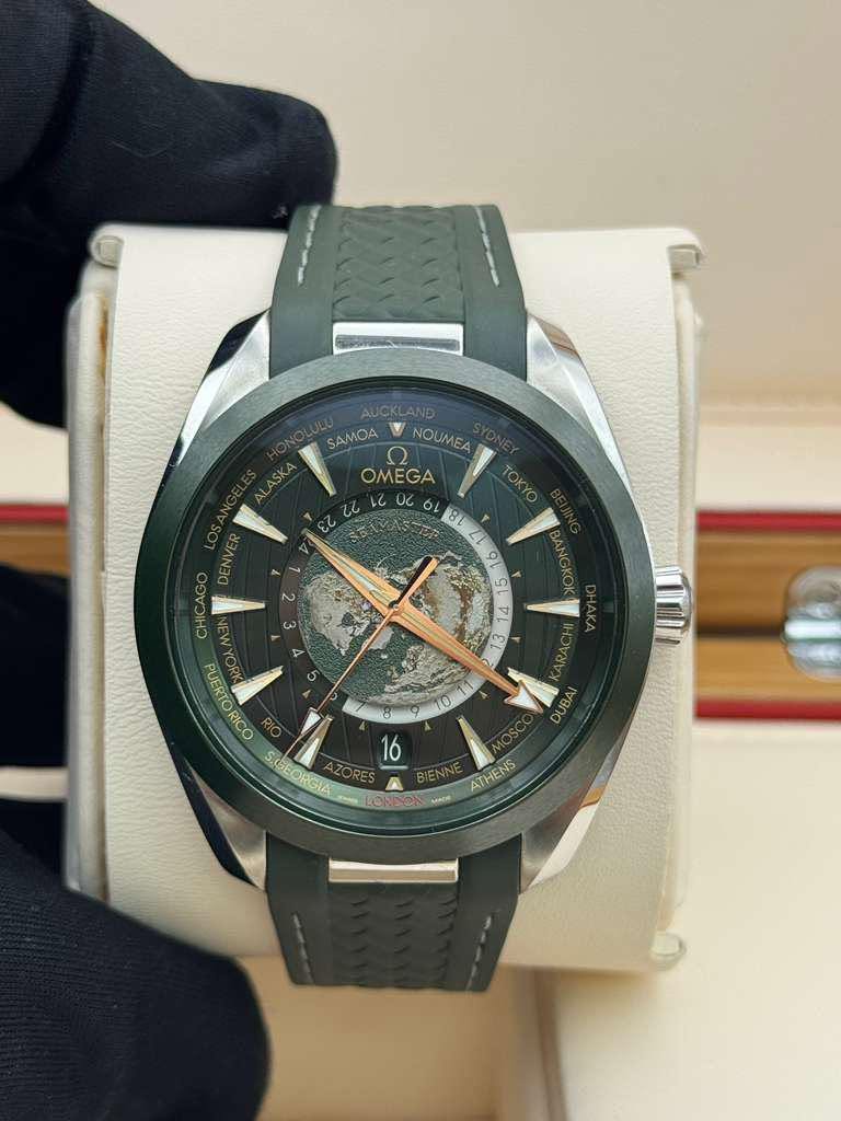 May be an image of digital watch and text that says 'SAMOA V 주 2 NOUMEA OMEGA 2 O0 ASKA TOKYO TOKYO 있는 8L AE 9 S A ٧ 日公 Se DENVER CHICA ผวเหว PUERTO RICO SGEORGIA 0 DUBA 1Y A ONDON…