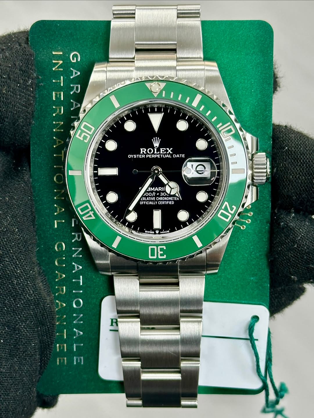 May be an image of wrist watch and text that says 'GARA 50 ROLEX ROI EX OYSTER OYSTERPERPETUALDATE STERPERPETUAL PERPETUA DATE 10 BMARI OOft RLATIVE CHRONONEI ATME CHRONDMIET S…