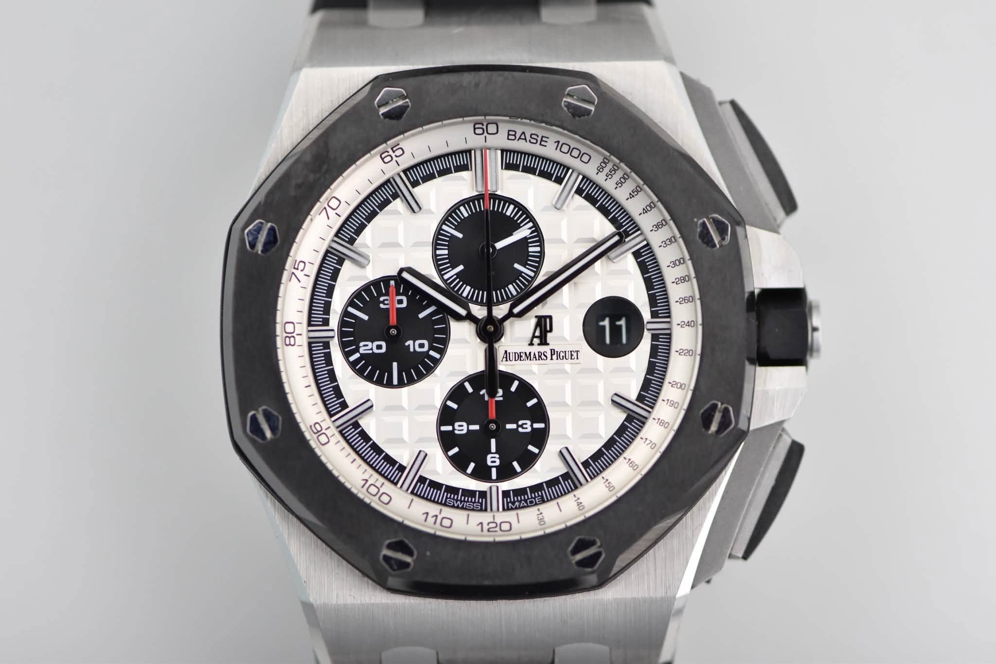 May be an image of wrist watch and text that says '65 60 BASE 1000 Gi 70 110/// - ุนแากแุย I AUDEMARS PIGUET I - ဝ- d palsr '
