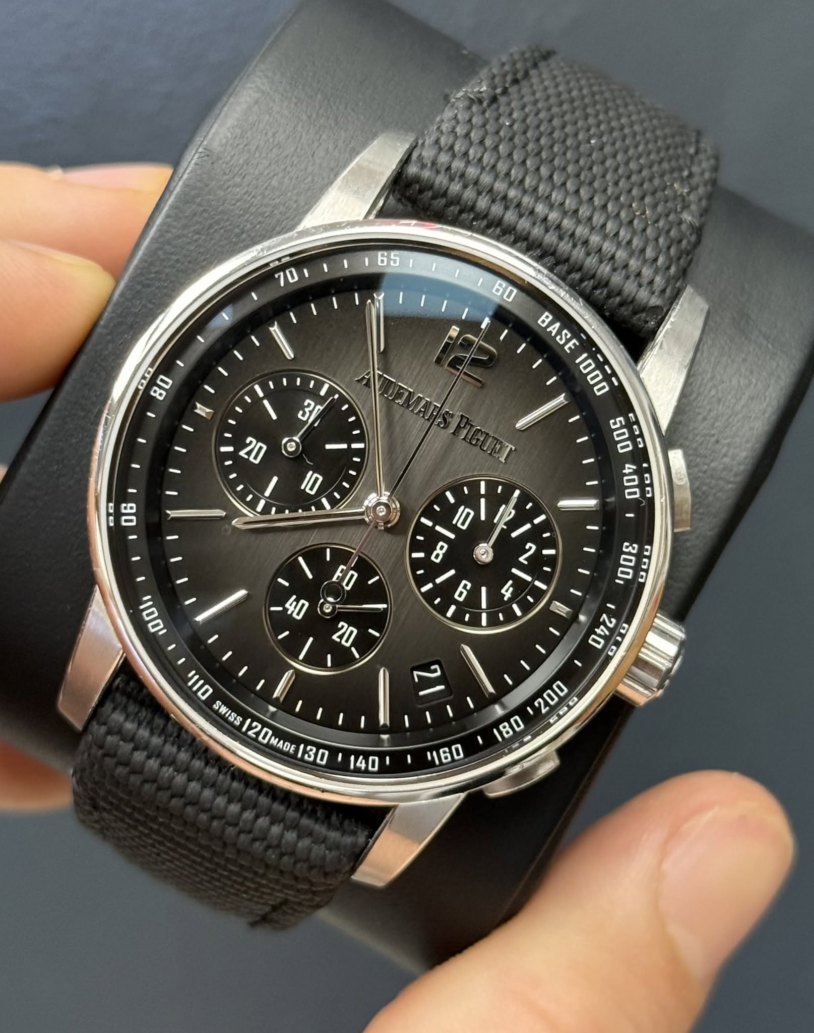 May be an image of wrist watch and text that says '65 Da 80 川 3 20 © 10 60 BASE DO 8.B 06 IGUET el 10 8 公 B I ديه 2 1110 SWISS 120MADE 130 200 জজ০ 古 40 4160'