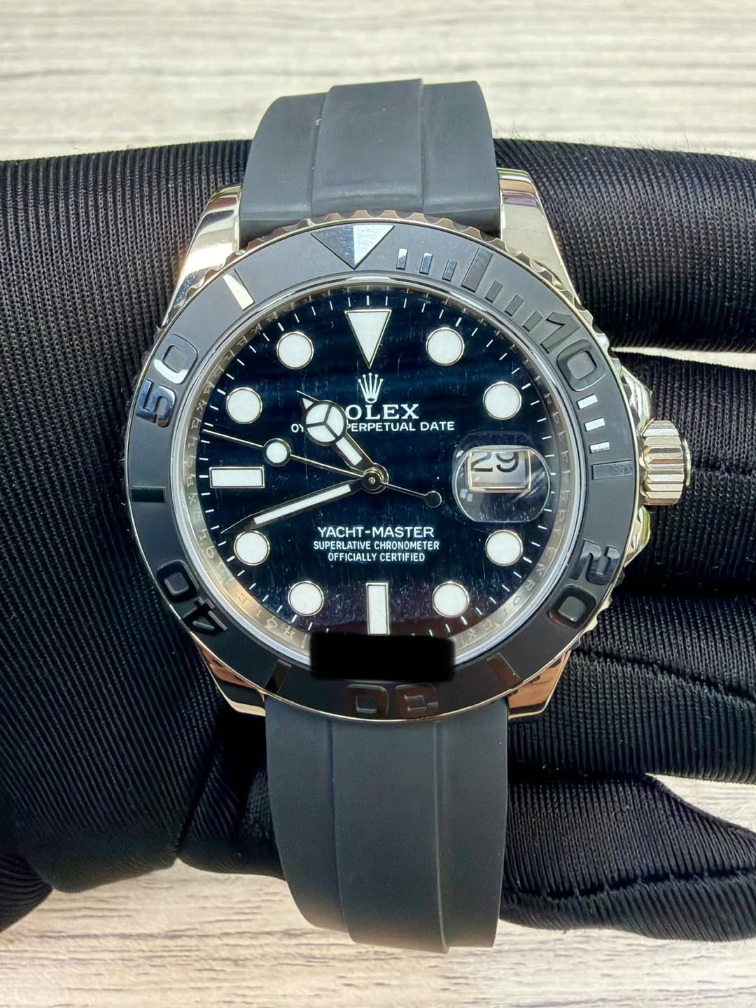 May be an image of digital watch and text that says '50 더 C 5 oY VIZ OLEX PERPE PERPETUAL TUAL DATE ពី 29 YACHT-MASTER YACHT- MASTER SUPERLATIVE CHRONOMETE…