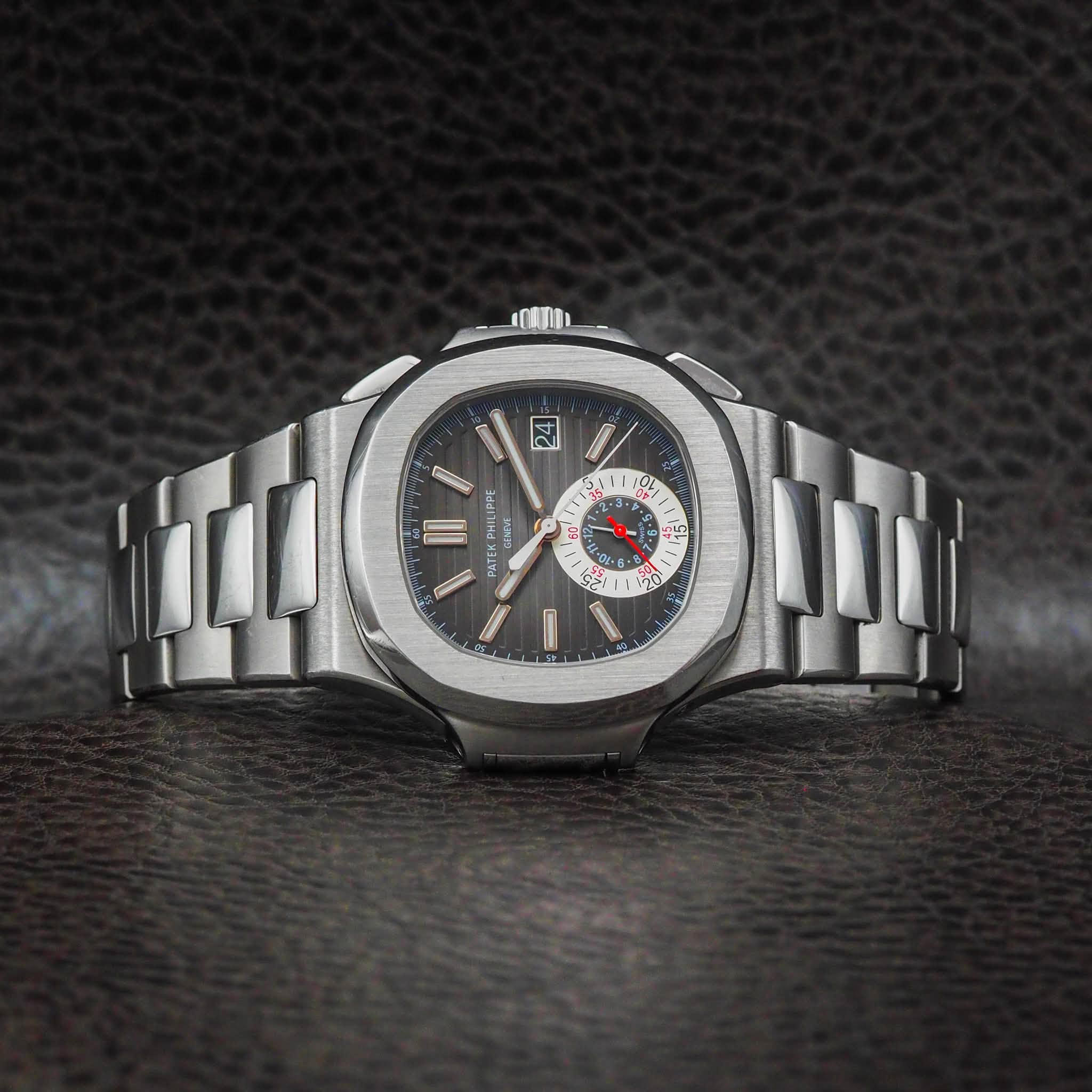 May be an image of wrist watch and text that says '3 l1 I1 O 1SL, : 3d μ 20 PAT 1 L 20 "0r 8 ادو 20 O'