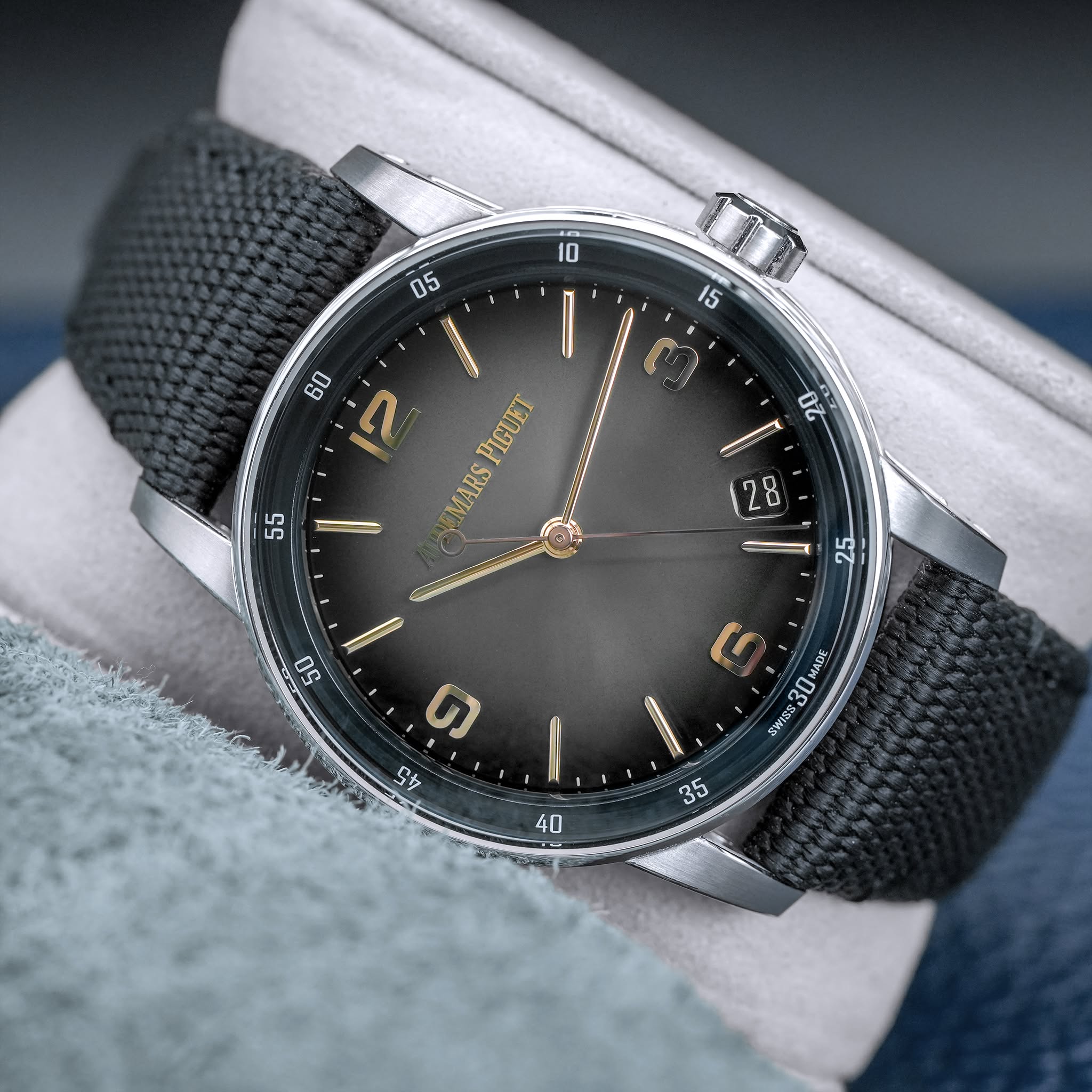 May be an image of wrist watch and text that says ' iz DE RIGUET MARS 55 nилaHH ၁၀ 7B মন ရဟာ 50 ၅ ሮን 3wss30 30 MADE SWISS 40 35'