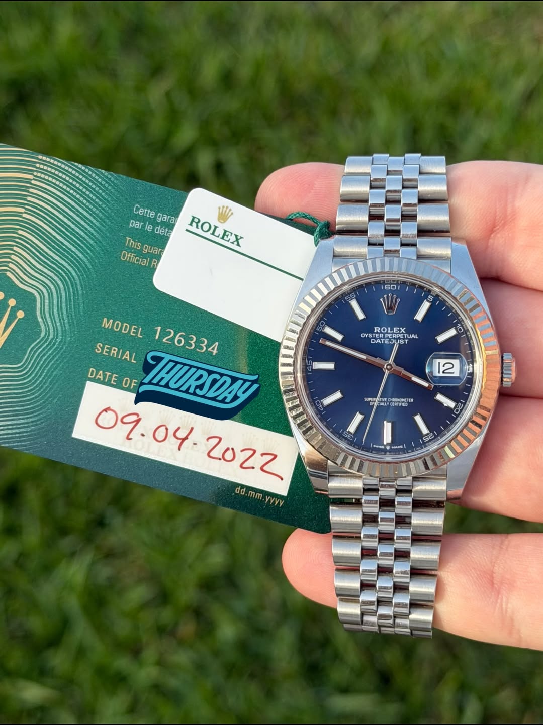 May be an image of wrist watch and text that says 'Cette garar ROLEX par le déta This Official guara Pop 60 11P 5 5 ROLEX ROL X OVS OYSTE STERPERP TERPER DATEJUS SAE RPETU A ruлb…