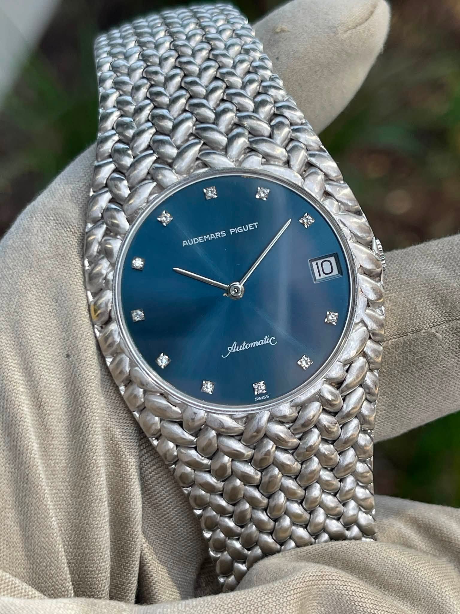 May be an image of wrist watch and text that says 'AUD AUDEMARS AUDEMARS MARS PIGUET 농는 10 热 Automatic SwSs'