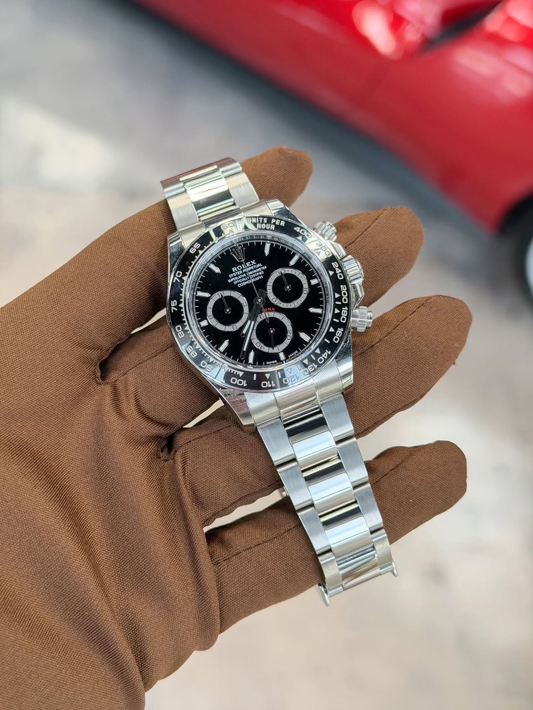 May be an image of wrist watch and text that says '65 70 75 MHITS HOUR NITSPER ER 400 3po A DE យ 160 וב 4 DE G 皮 80 85 سه oa O d DOL O 0 110'