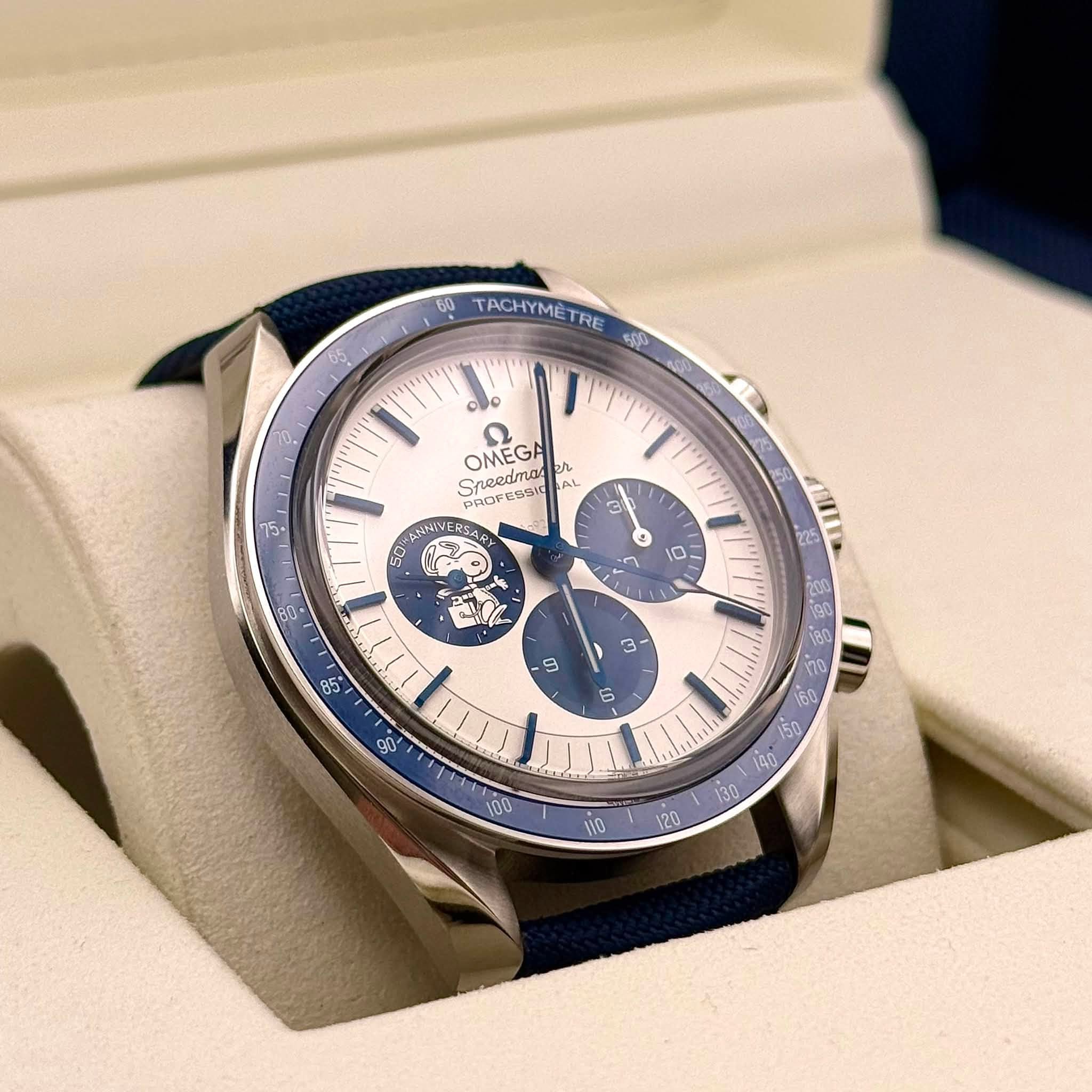 May be an image of wrist watch and text that says '60 95 TACHYMÈ RE SP 6ภ่อง OUO ทุ Sneedmo OMEGA OMER れ PROFESSIC AL ANNIVE 5D B ገግም B A ٥ 2 명 "IT 60 180 PO S rio 120'