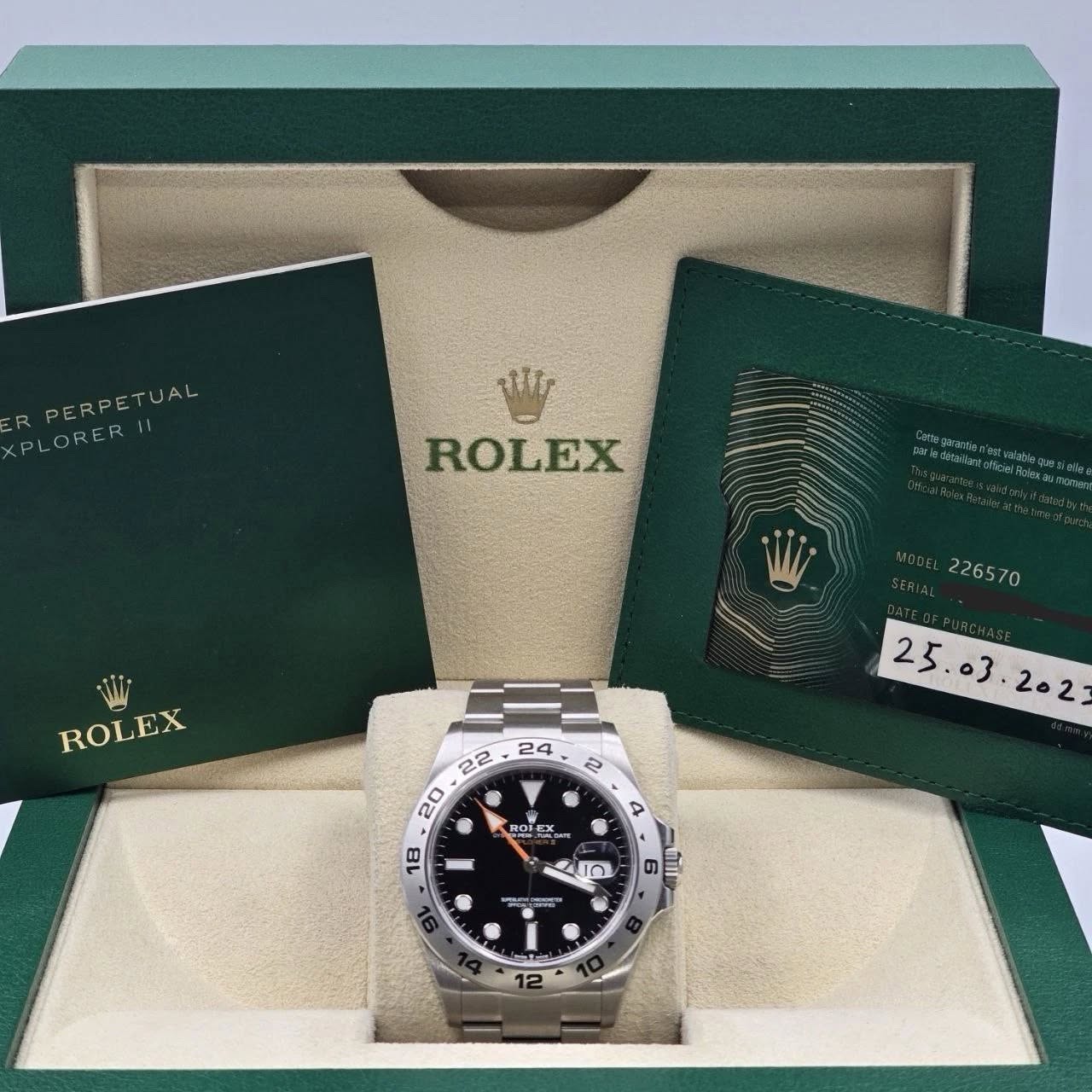 No photo description available.