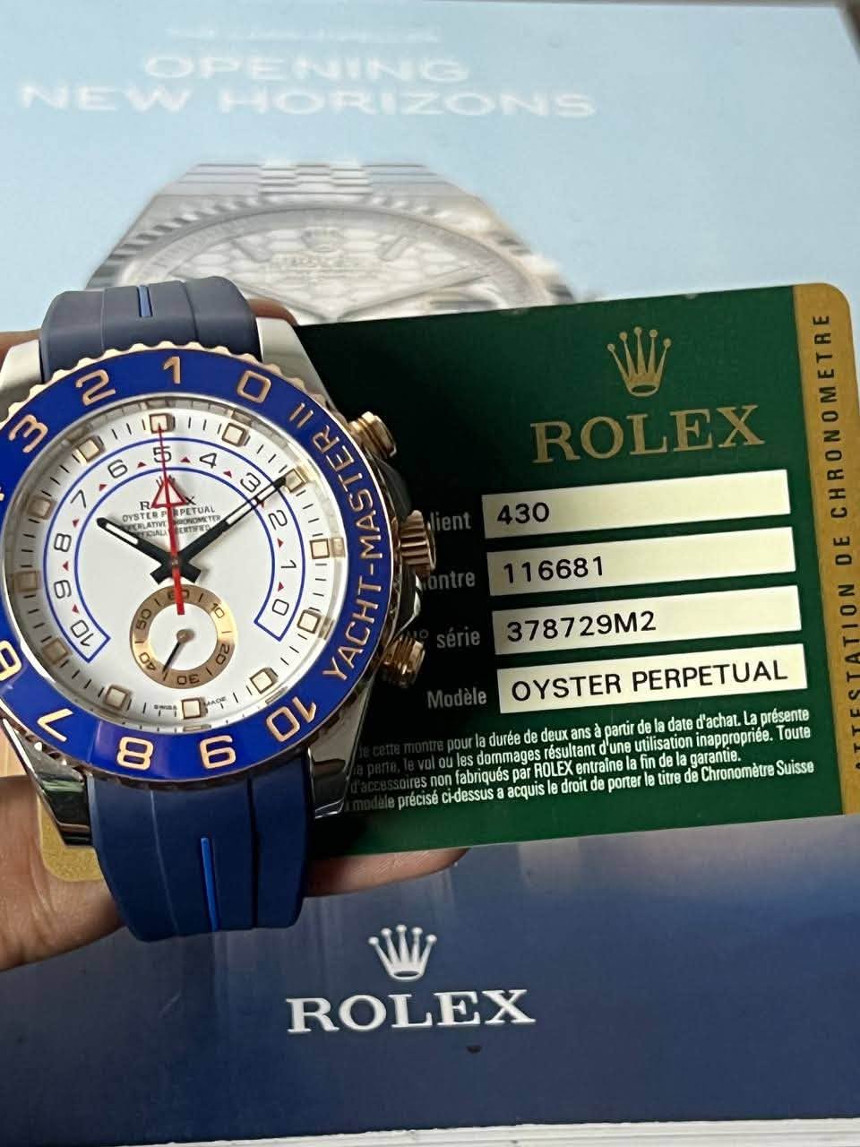May be an image of wrist watch and text that says 'PENING NEW HORIZONS 1 2 3 0 ៥ 6 YSTERE C PETUAL AT CRLAT አም S 4 3 ดิ ١ 0 9 10 378729M2 OYSTER PERPETUAL durée deux partir de…