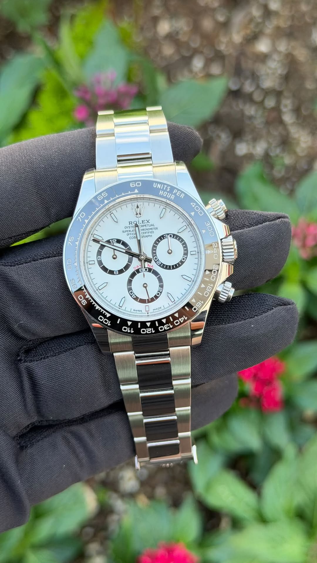 May be an image of wrist watch and text that says '60 65 70 EX SsG HBcKame س a 15 1F 40 0 6 N4 E E ደ 회 E UNITS HOUR PER O 200 の IT ₪ 山 D A 0 90 မ D O O 4 O 0 E'