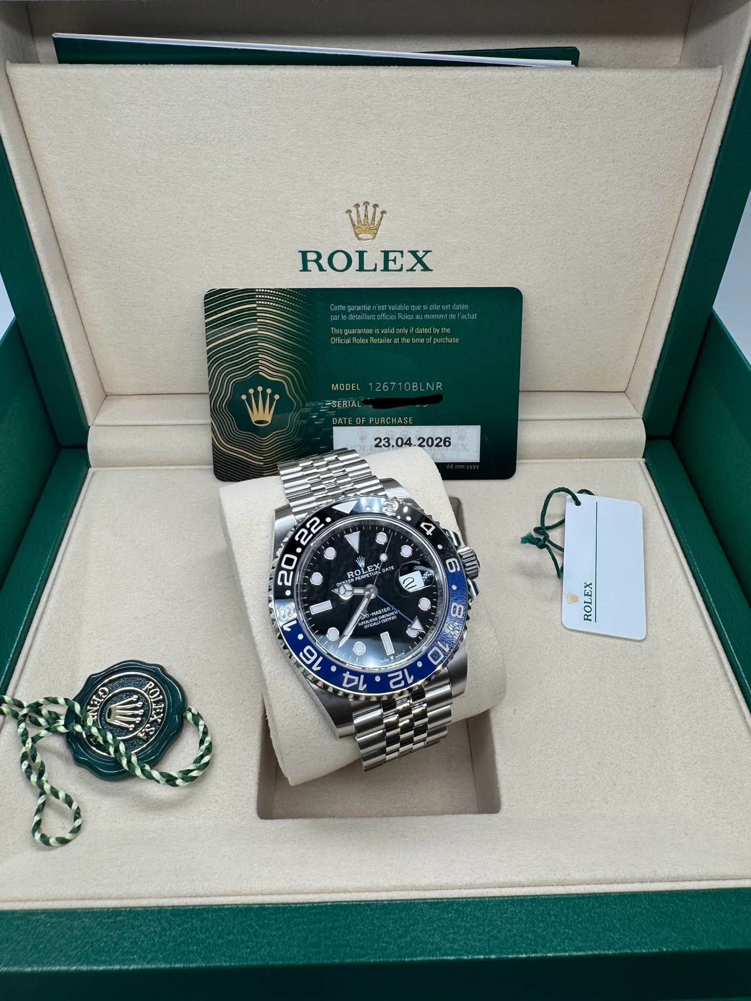 May be an image of wrist watch and text that says 'ROLEX ROLEX の T 6 ณ คั S 1 16 14 GO 이 ROLEX a0 XII0 8% O 12'