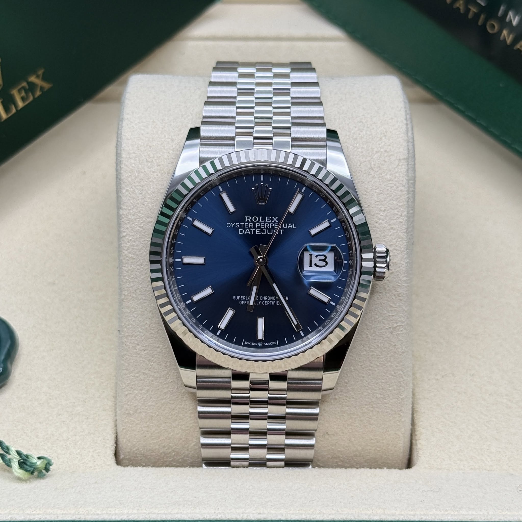 May be an image of wrist watch and text that says 'ROLEX E) ROL OYS PLRP RPE UAL DATES TE 13 " पय I'