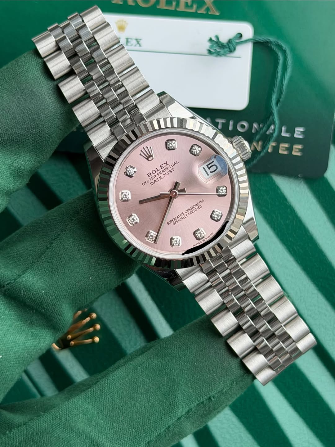 May be an image of wrist watch and text that says 'EX TIONALE TION ALE TEE W a OYSTERPERPET ROLEX ROL DATEJUST EX UAL ERPERPETU EJUST OY AT EJUST 森 15 M S 21 cHRCHomeTeR CERTIFIED…
