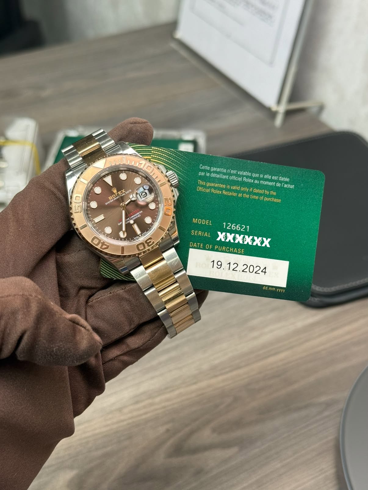 May be an image of wrist watch and text that says '3 50 Cette givantien' กอร est valabie par decaillant officiel etle moment Ütlicral Falex elailer 1the e Guchase valido onlyit…