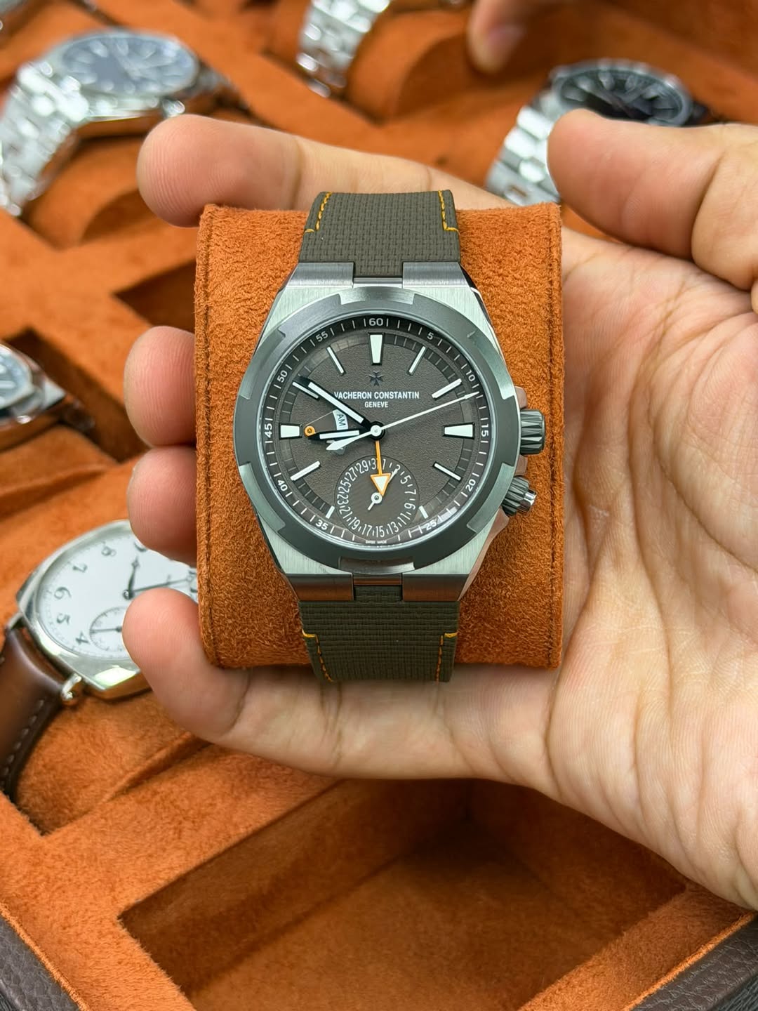 May be an image of wrist watch and text that says '60| 55 e 50 MACHERON CONSTANTIN 10 10 독 U Ls2 Ite 1 ሥ'