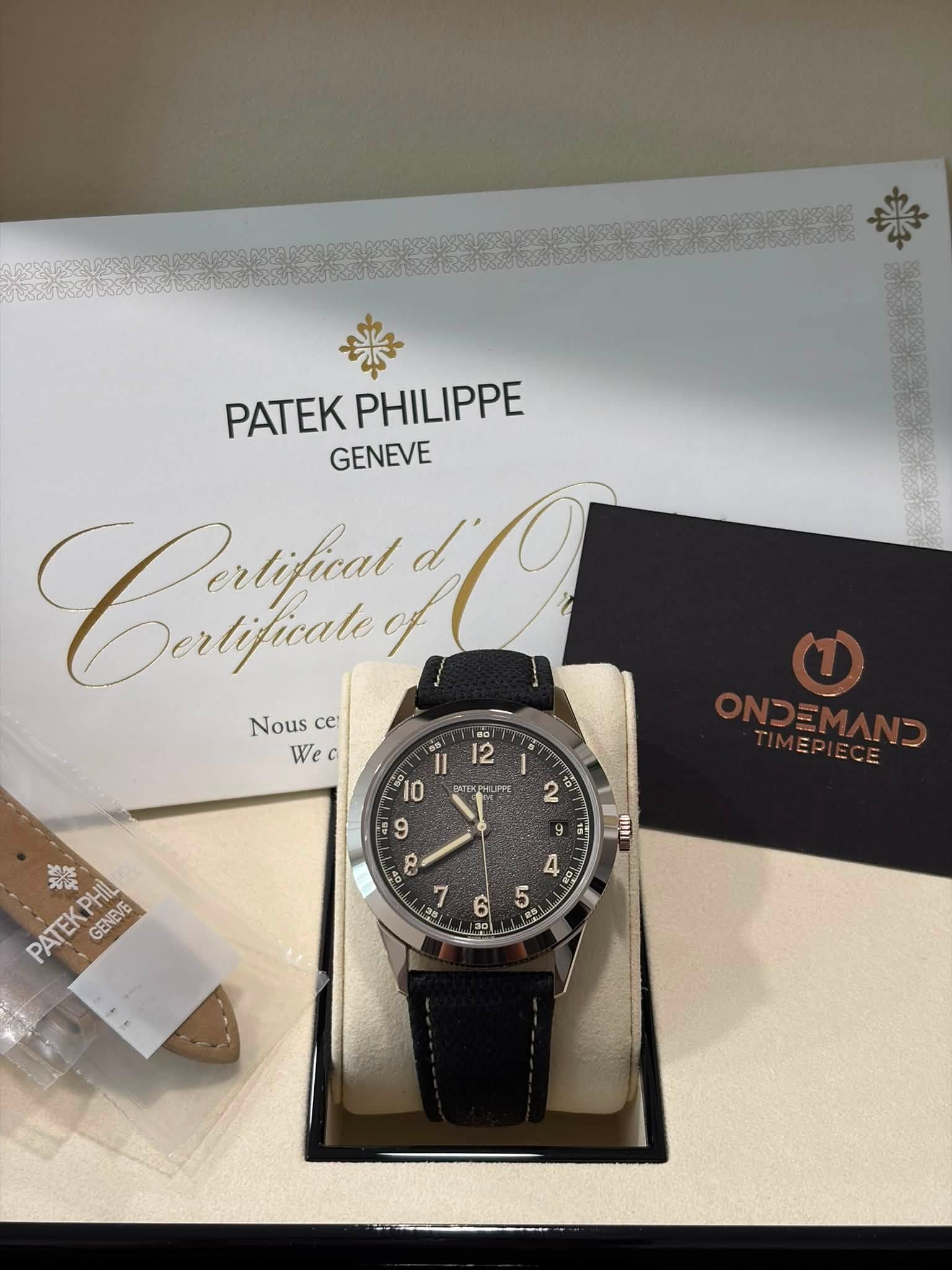 May be an image of wrist watch and text that says 'PATEK PATEKPHILIPPE PHILIPPE GENEVE Ceиффии d' Dertificale Nous Nousce ce We il LPPE 2 6 ባ! 4 & 5 PATEKPHIL PATEK GENEVE 6 20'