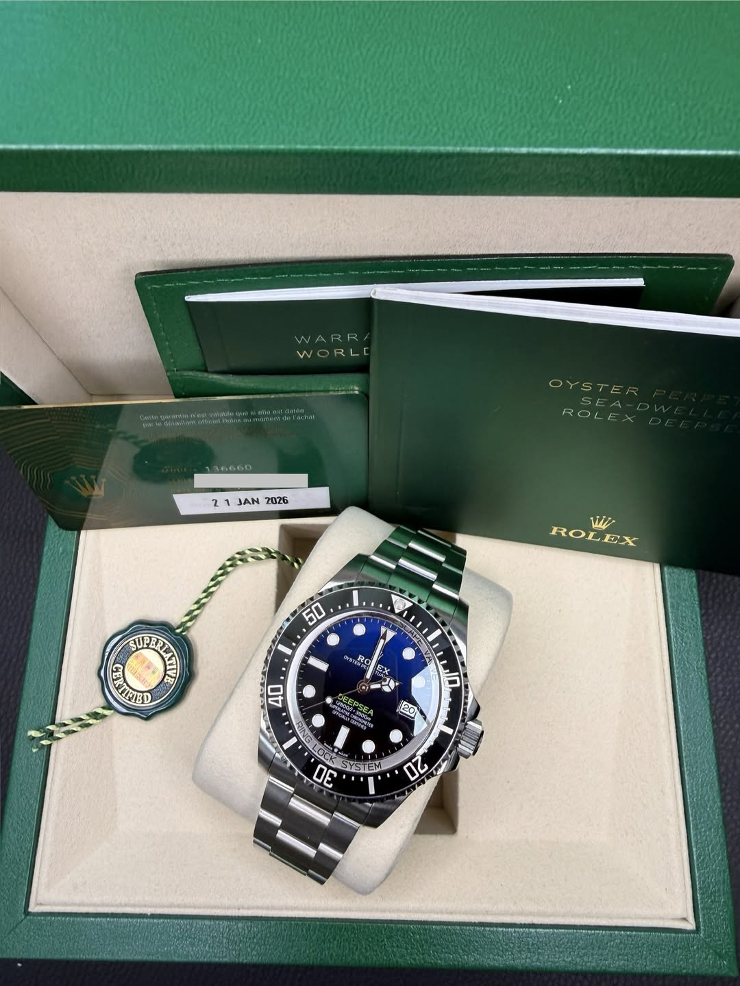 May be an image of wrist watch and text that says 'WARR WORLC か660 OYSTER ROLEX 2 JAN 2026 w ROLEX SUPER 50 IPBD 중 Ro O G O EX 40 20 AOO 30 A NTA 20 C'