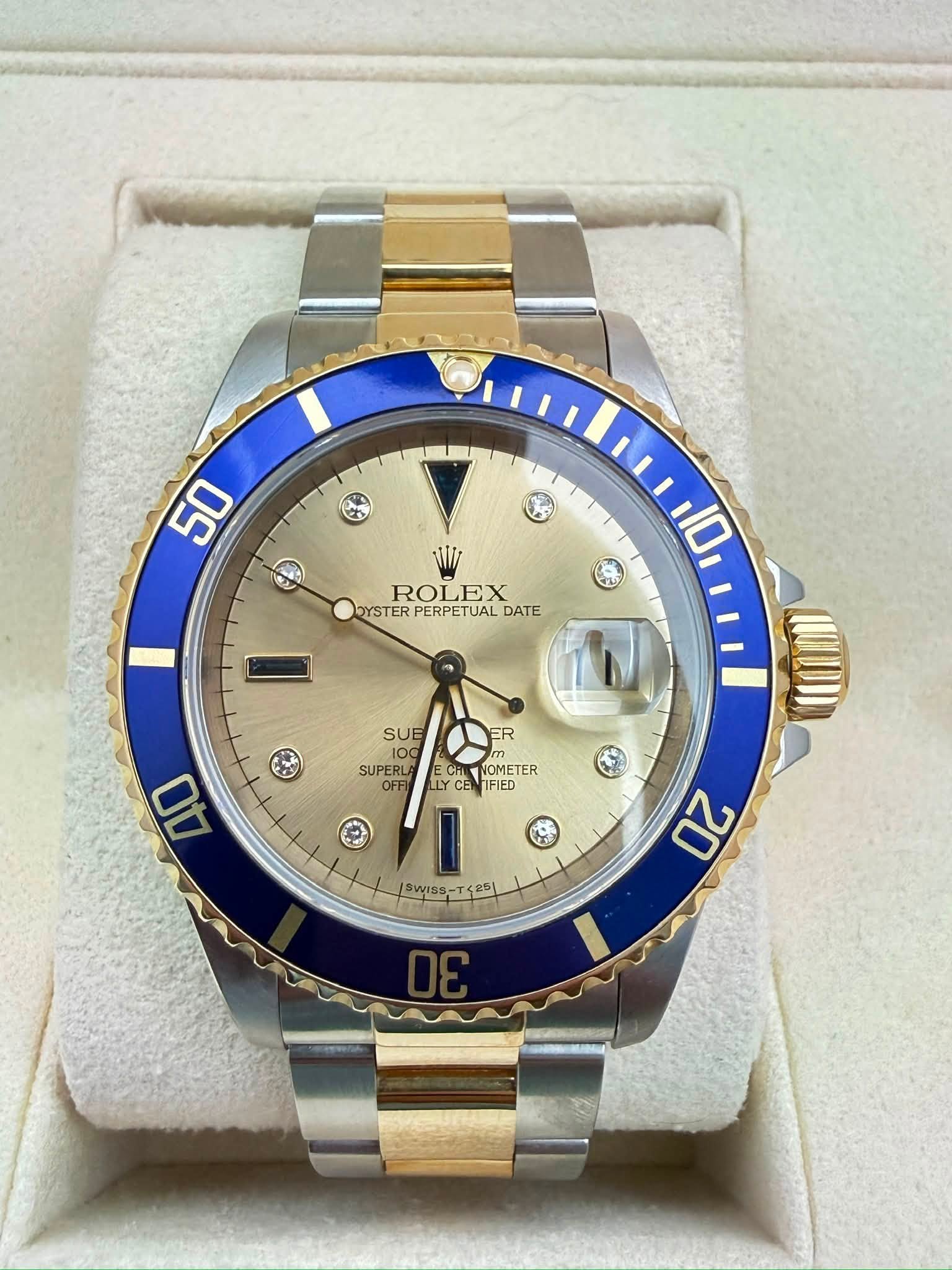 May be an image of wrist watch and text that says '50 ROLEX ROL EX OYSTER PERPETUAL DATE 10 SUE ER ER 100 SUPERLA SUPERLOMETER EYCVNE LLY LYCE IFIED ED EC NOME NOMETER OFF I…