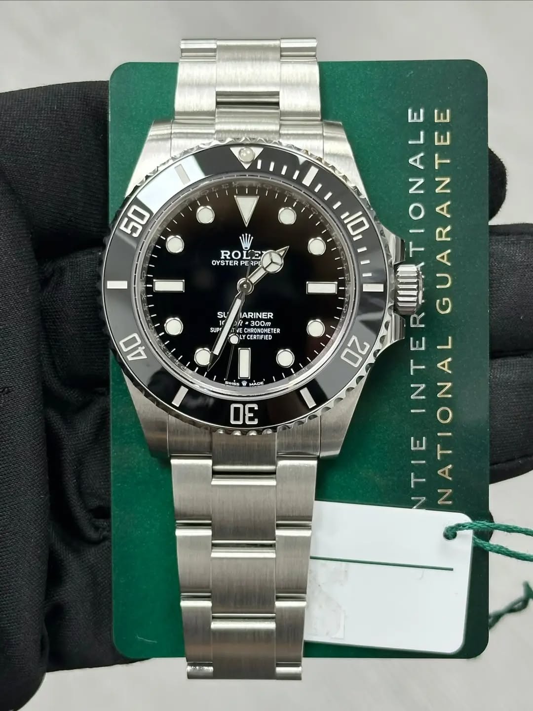 May be an image of wrist watch and text that says '50 ROLE ت RO D OYSTERPERP ২, SU S.pr ARINER CUSOMANE 300m BONEMETED RONDMETER ETER LYCERTIFIED 40 プ SRNTSIA AEVE NENE 30 10…