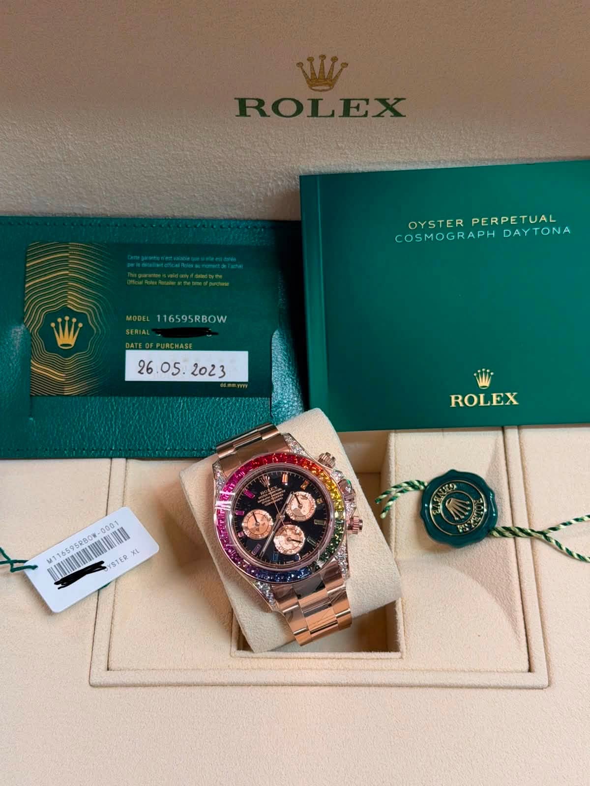 May be an image of wrist watch and text that says 'ROLEX OYSTER OYSTERPERPETUAL PERPETUAL COSMOGRAPH COSMOGRAPHDAYTONA DAYTONA 116595RBOW ROLEX 1通 MNITI XL 0001 M116595RBOW- .線…
