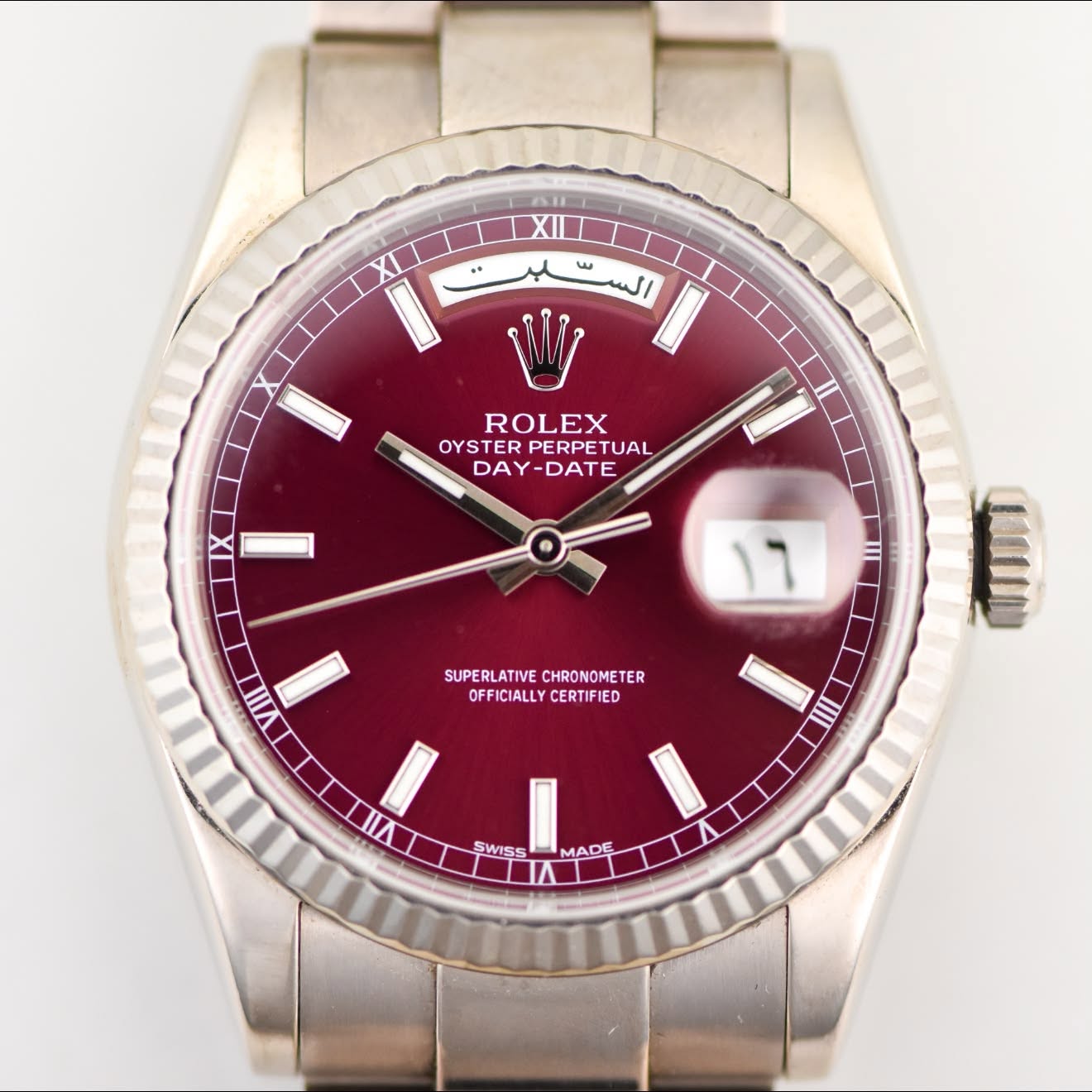 May be an image of wrist watch and text that says 'الس ROLEX OYSTER PERPETUAL TUAL DAY DAY-DATE DATE IX I VIIL VIII III T EWO SUPERLATIVE SUPERLATIVECHRONOMETER…