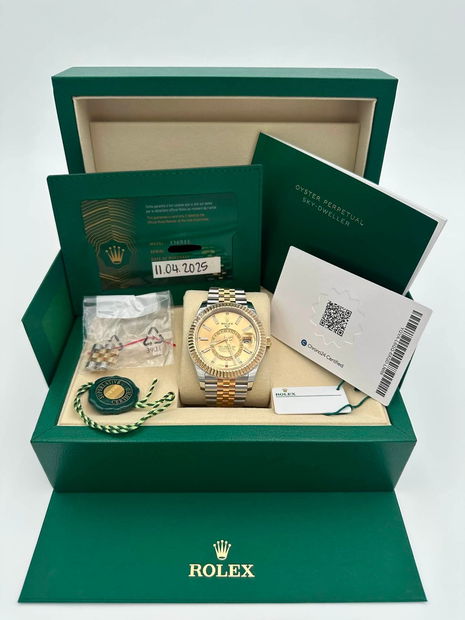 May be an image of wrist watch and text that says ' TE G Chrono24 Certified शস שזיררנום ROLEL ROLEX'
