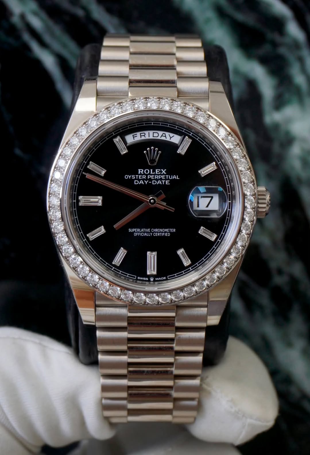 May be an image of wrist watch and text that says 'DEDAD FRIDAY ROLEX EX ROL OYSTER OYS DYSTERPERPE PERPETU ERPETUAL OYSTERPERPETUAL JAL DAY-DATE DAY DATE 17 SUPERLTALOTE CERTIFIED…