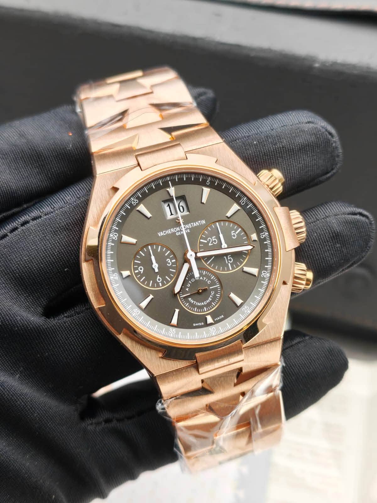 May be an image of wrist watch and text that says '55 I ONSTANTIN VACHERON 5 25 ዒይ' 대크로 ANTIMA ATT ANTIMAO eT ၁ S MADE SwIss'