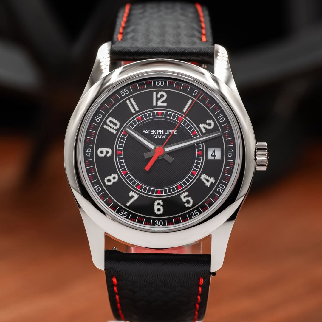 May be an image of wrist watch and text that says ' e PATEK PATEKPHILIPF PHILIPFE FE GENEVE 三 WUA 4a E 4 00 10 ی 25 52 ၈ 30'