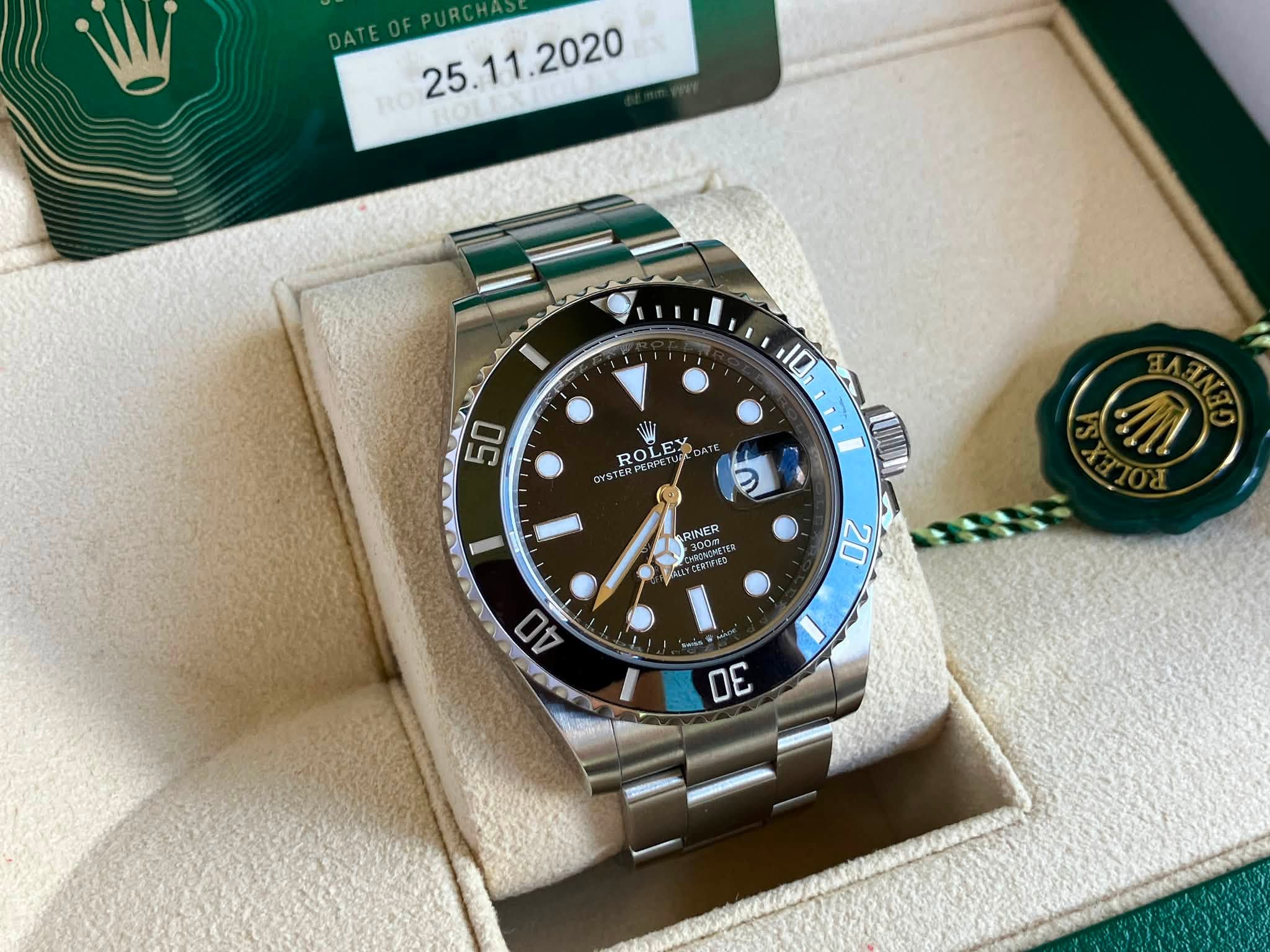 May be an image of wrist watch and text that says 'RO וח1 50 ROLE OYSTE STERPERI อ RINER 1379年 oBcT 20 40 30'