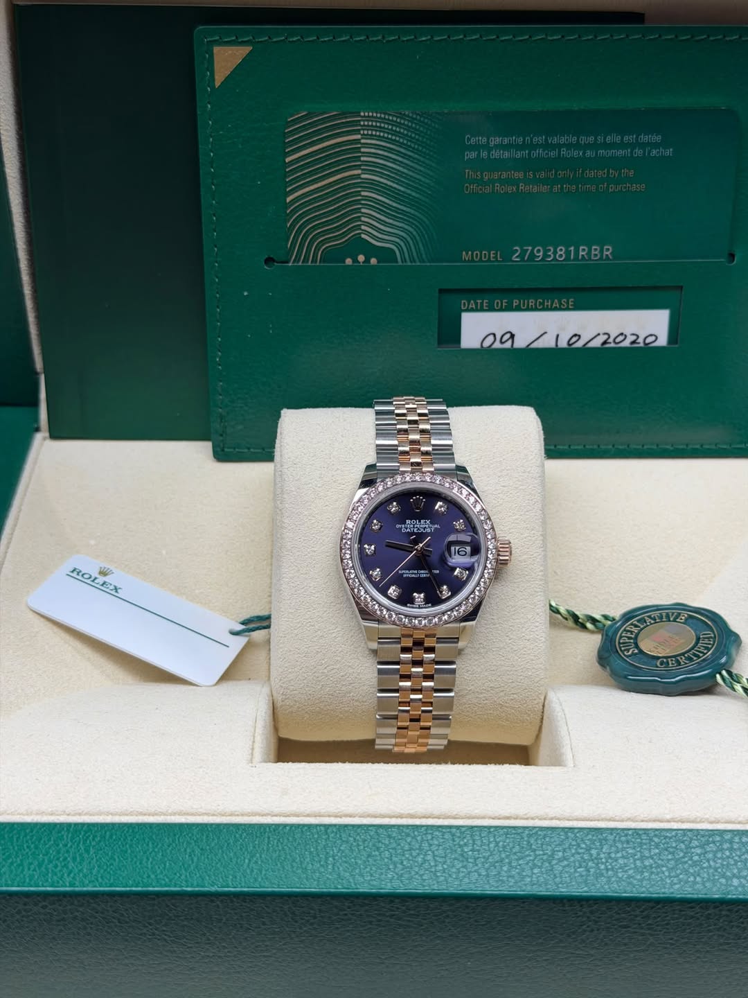May be an image of wrist watch and text that says '279381RBR 09 /10/2020 អតត 安 ROLEX ROL Wt T BLEN 素 သိ္ W & を 也 K S な 新 A 1'