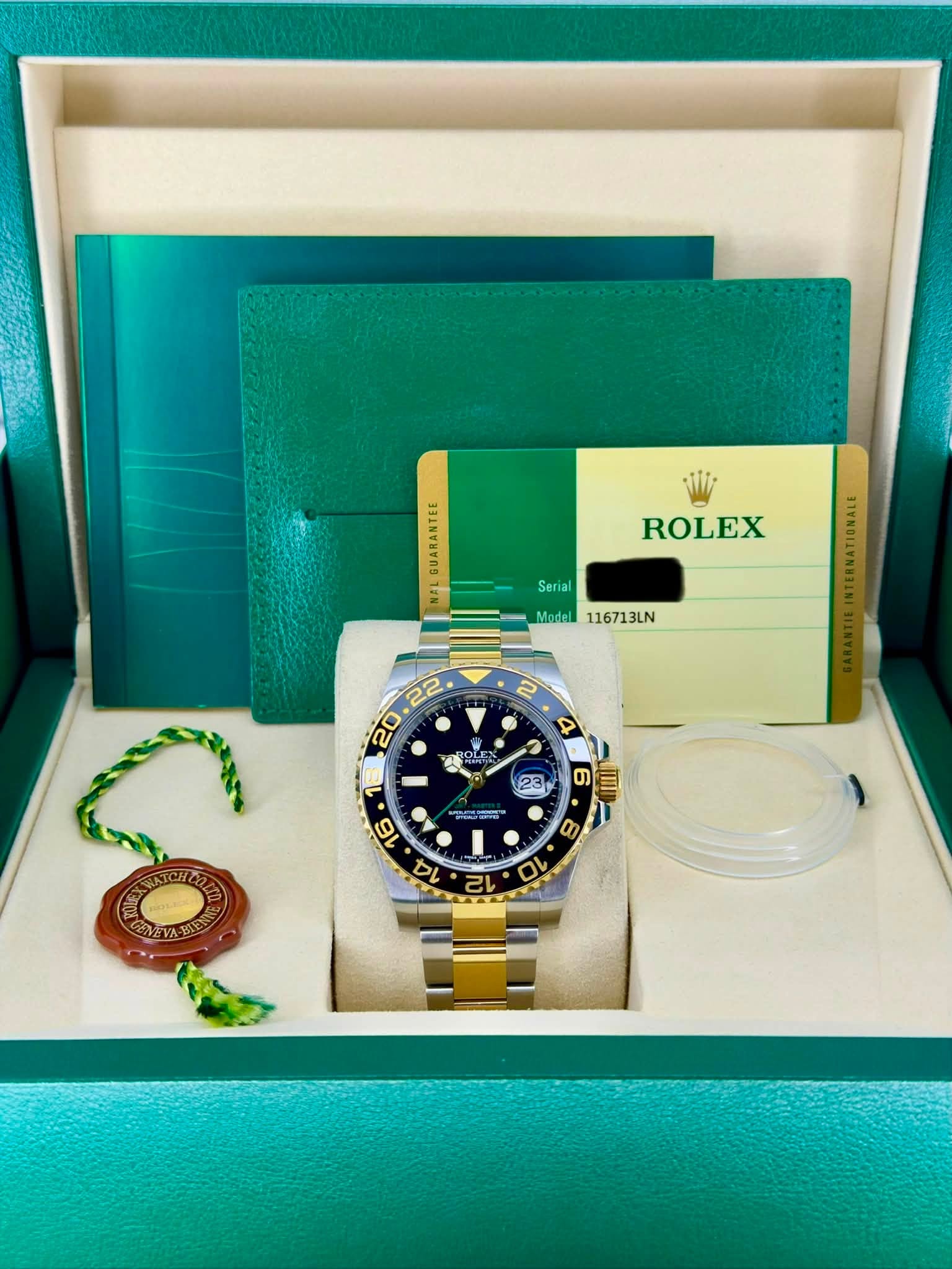 May be an image of wrist watch and text that says 'ROLEX ΜRΙ Serial Model Z 7 1e 高 LET 4 1 O 23 RT G 6 ០០0 iIII '