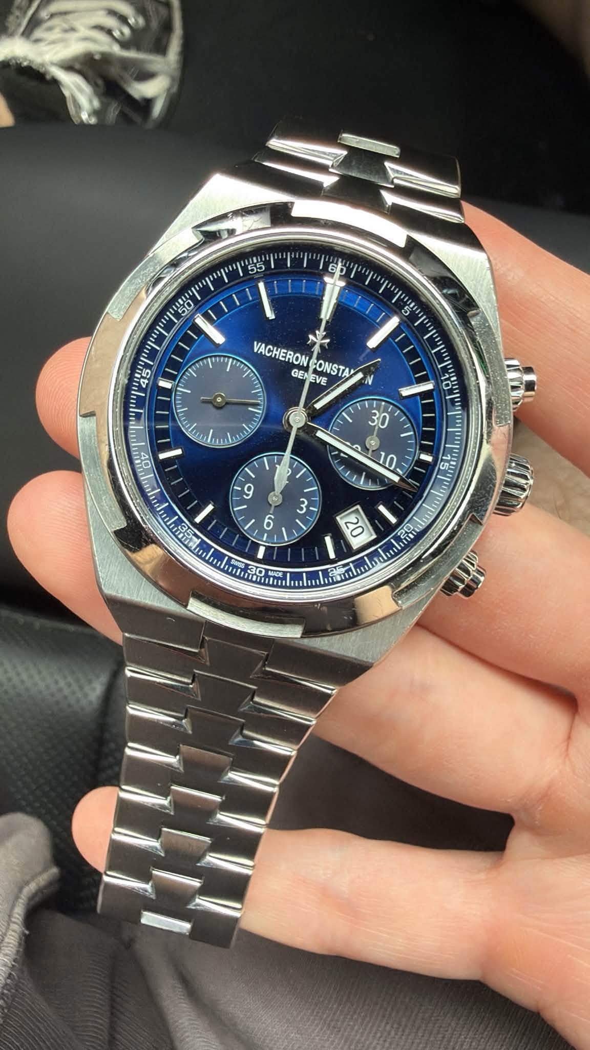 May be an image of wrist watch and text that says '50 p 45 VACHERON GENEVE BENEVI GE EN EV CONSTA EVE 18 30 ۰ 10 ١١ I 6 9 15" 3 6 န GE O 20 ula ل'