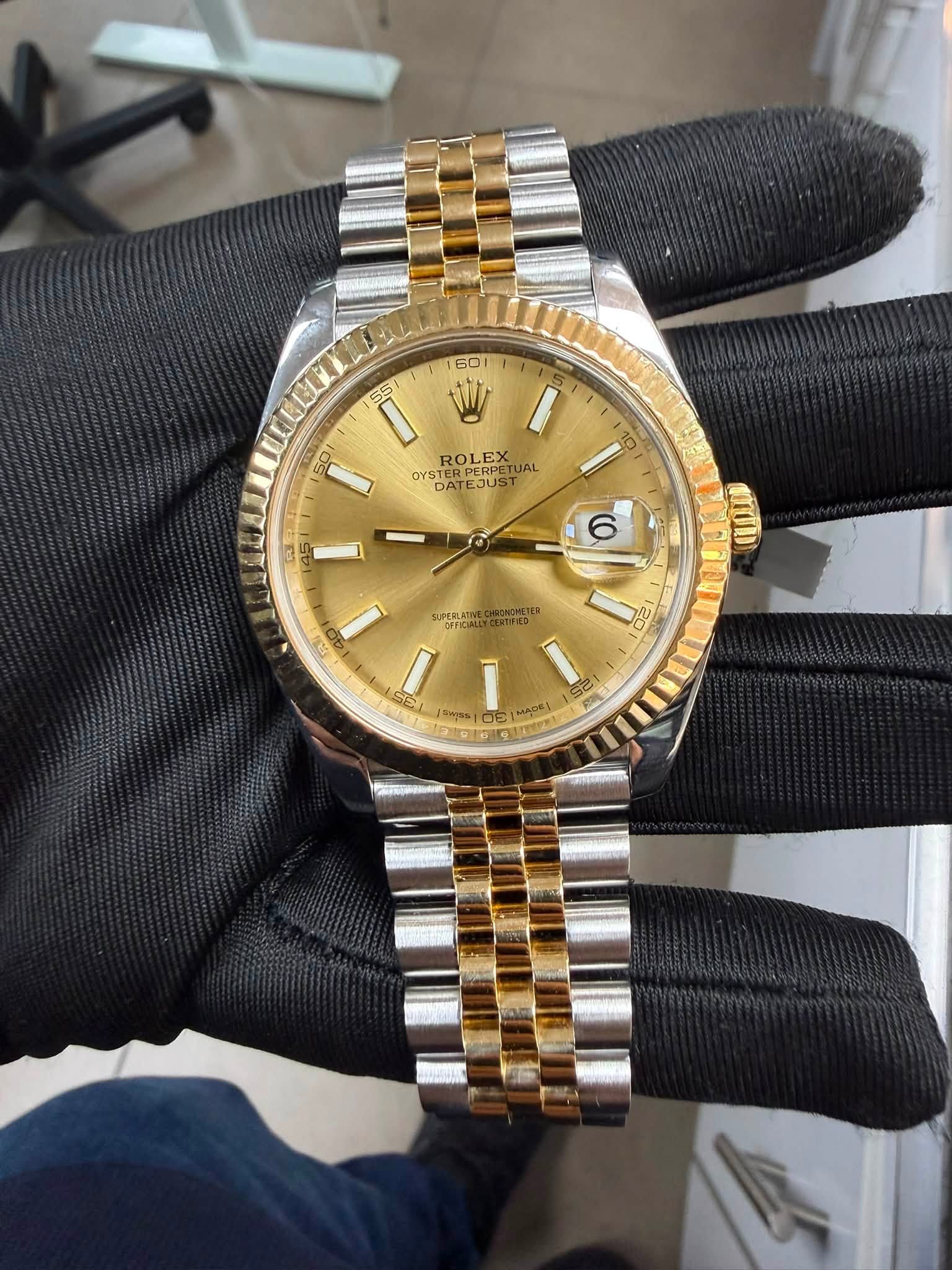 May be an image of wrist watch and text that says 'I I 601 55 W 50 ODCEA ROLEX OYS OYSTER ERPERPETUA OYSTERPERPETUAL PERET OYSTER DATEJUST 10 45 6 SUPLELATIE DONONETER NTSIED 이 mO0…