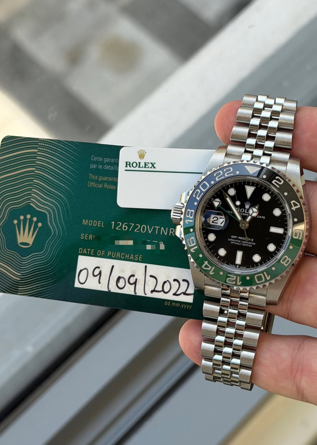 May be an image of wrist watch and text that says 'ROLEX ettegarant paridétaill ROLEX Tisguarante Orficial OfficialRolex i 2 す MODEL 126720VTNR 18 SER! 16 DATEOFPURCHASE 09/09…
