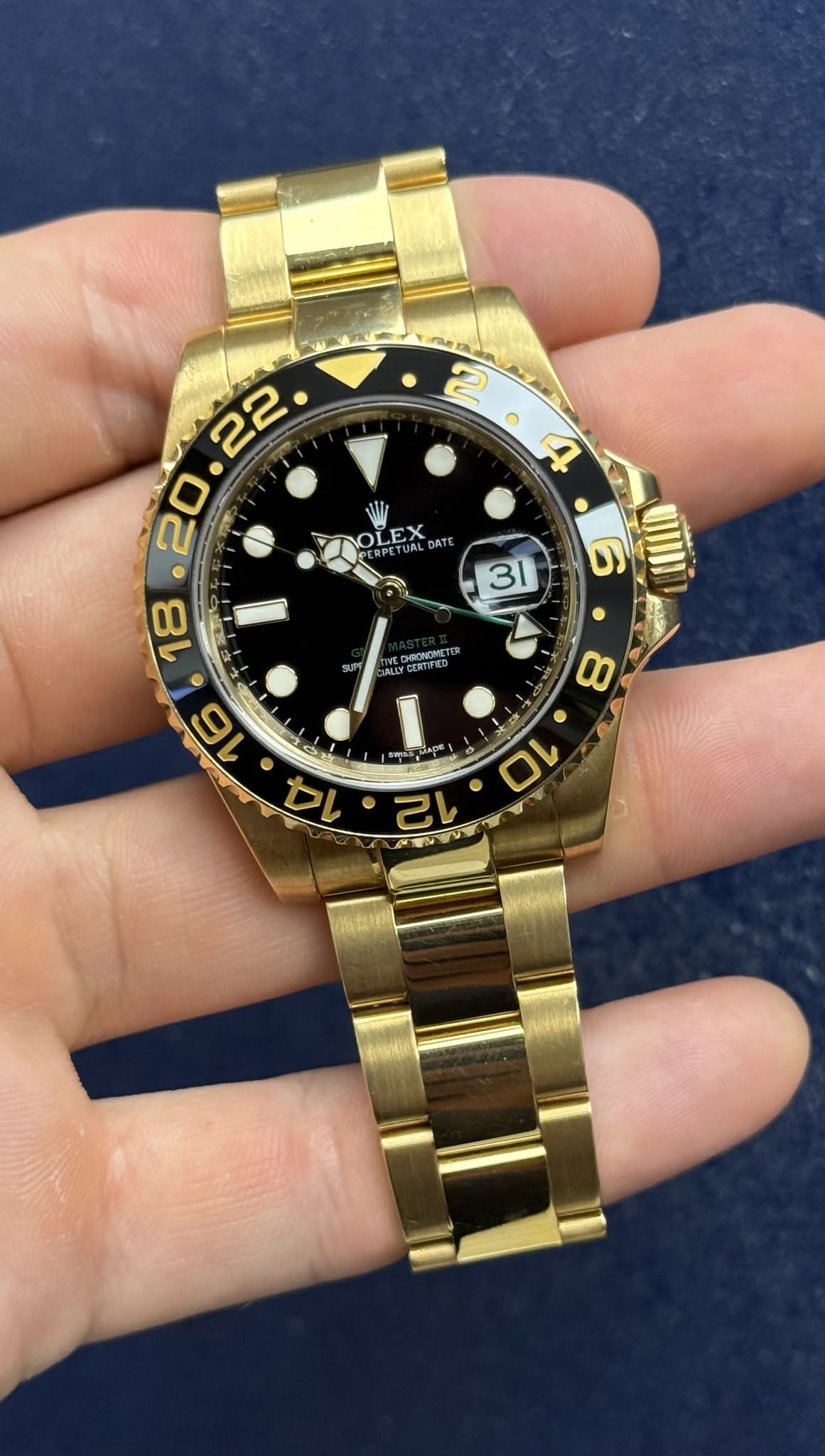 May be an image of wrist watch and text that says ' TOLEX OLEX X PCTИP DATE 31 6 হরর্শ CHOVETER ಕ್ಟಟ CENTIFE E O 16 8 د 신국 10 ACE 2'