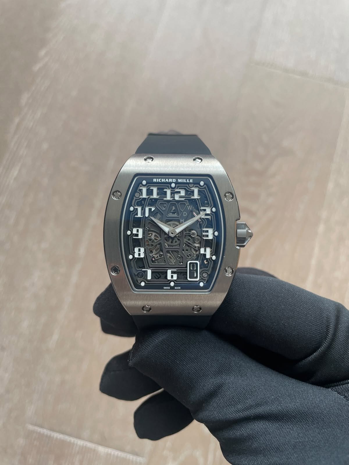 May be an image of wrist watch and text that says 'RICHARD MILLE ቦ 2 1 4 ت 8 ר F 咖 TWSD TWSS NADE'