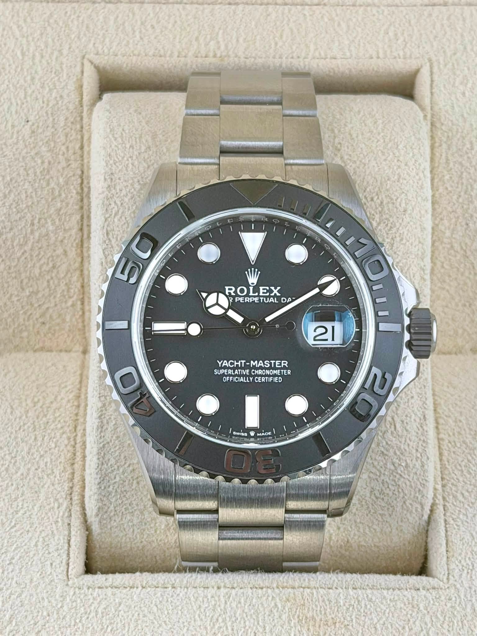 May be an image of wrist watch and text that says '50 ROLEX PERPETUAL PERPETUALDA TUAL DA A 21 YACHT- YACHT-MASTER MASTER SUPERLATIVEC CHRONONETER ETER ER OFFICIALLY CERTIFIED 0…