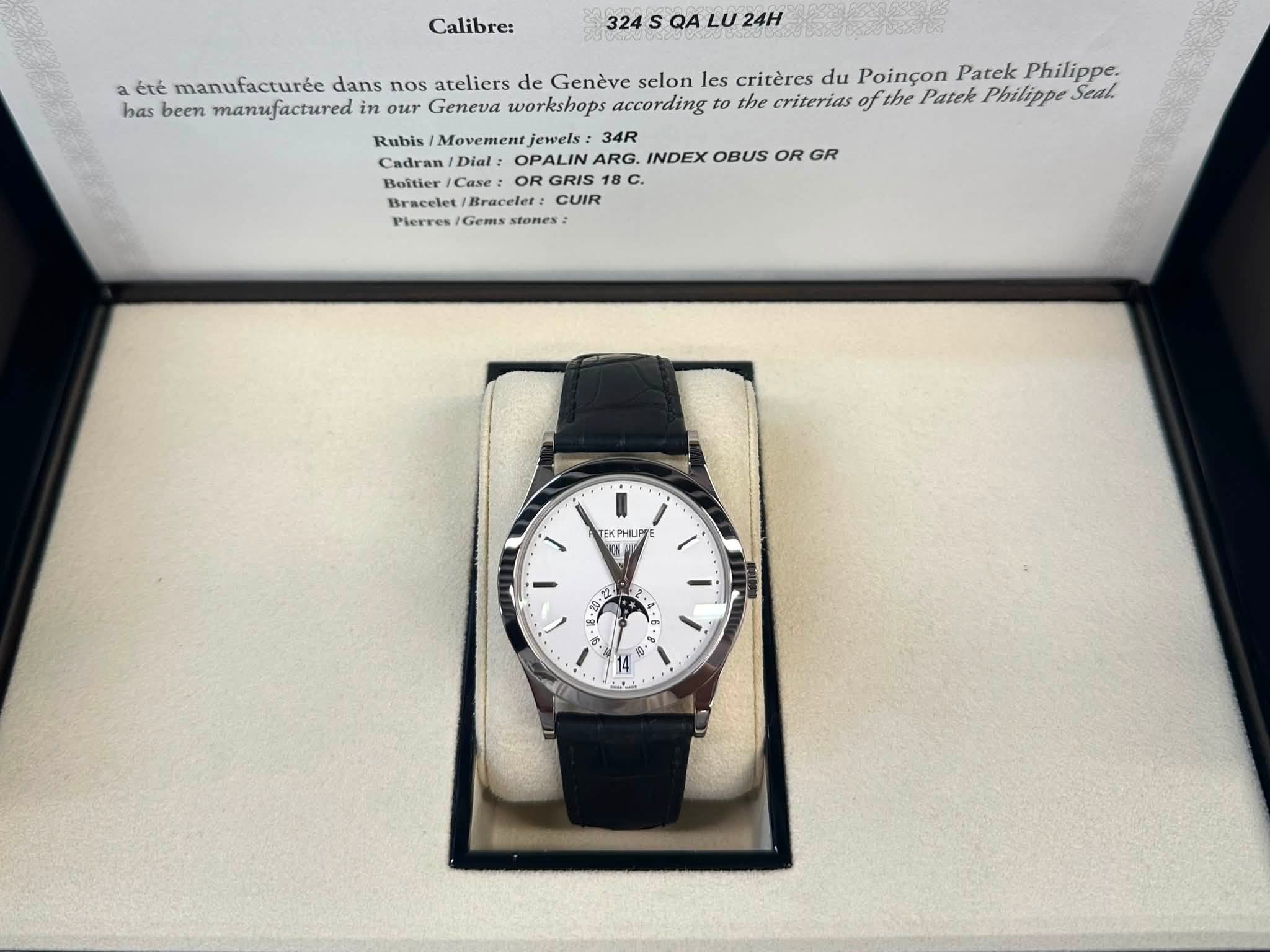 May be an image of wrist watch and text that says 'Calibre: 324 s QA LU 24H a aété manufacturée dans nos ateliers de Genève selon les critères du Poinçon Patek Philippe. has been…