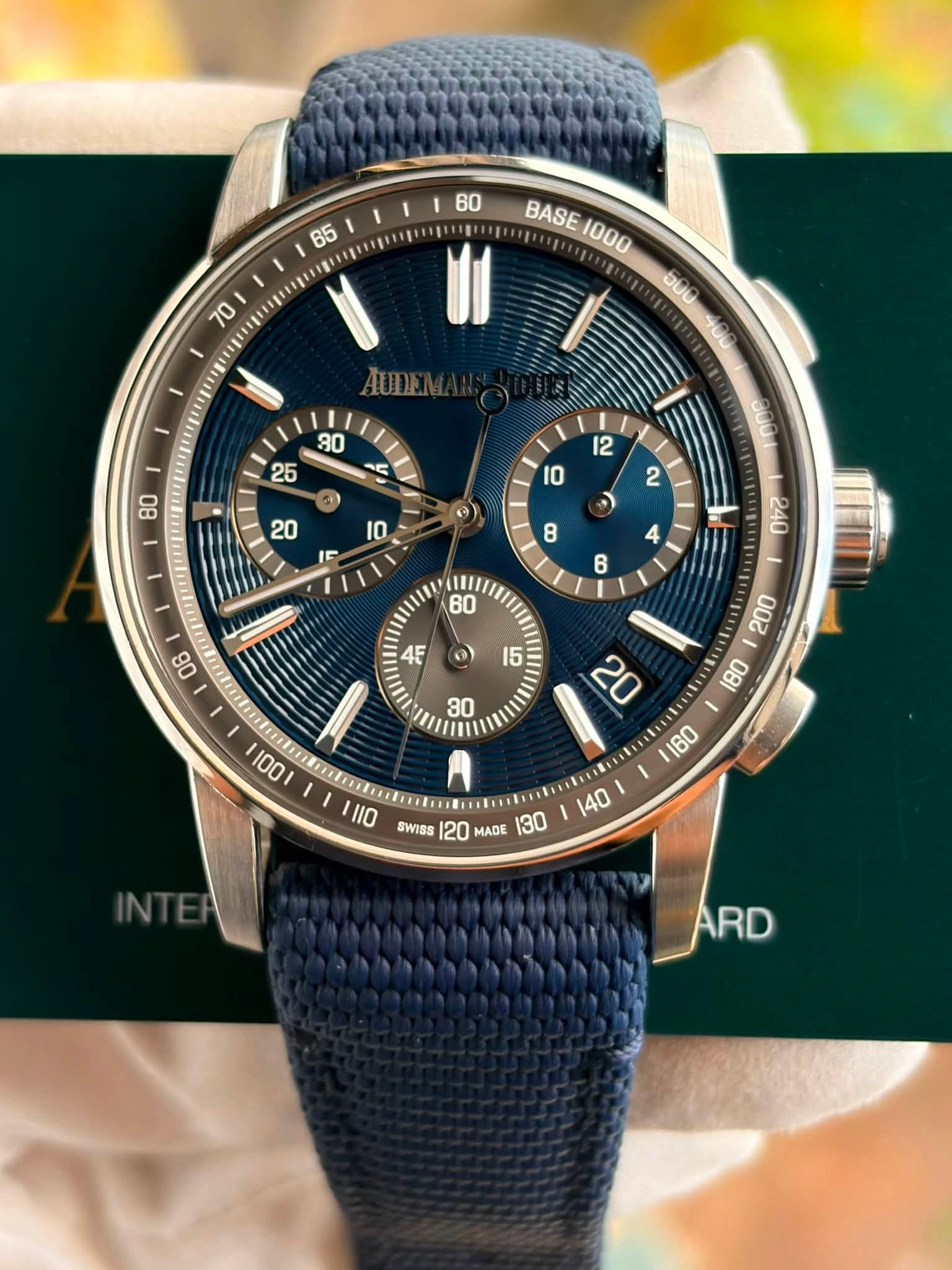 May be an image of wrist watch and text that says '60 테크리품크 65 BASE 1000 70 ฉนนิ 7Uu AUDE 30 25 80 e si) I5 5) 8 4 6 UI 4F o) SWISS 20 MADE 130 140 ARD'