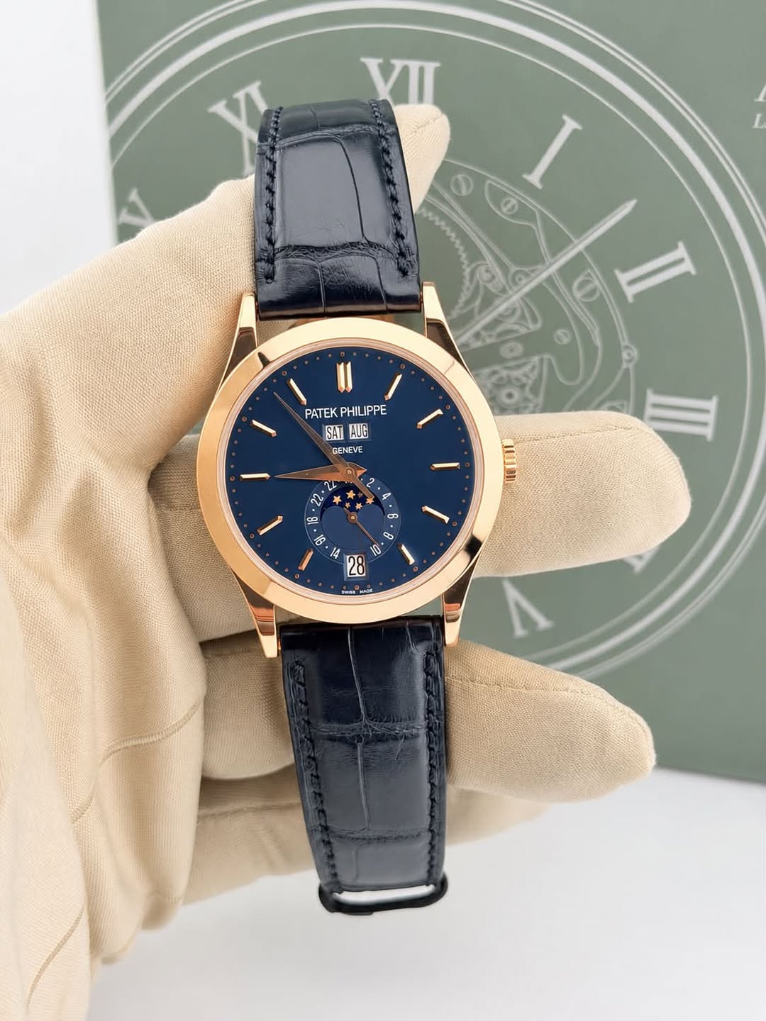 May be an image of wrist watch and text that says 'VII I D I PATEK PHILIPPE PHILI SAT SATAUC AUG GENEVE و 2 ላይ X # Y 1 90 في ' မိးလာန'